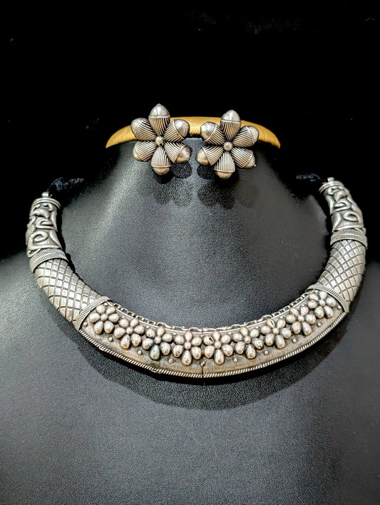 Hasli style German Silver Statement Choker set - D1