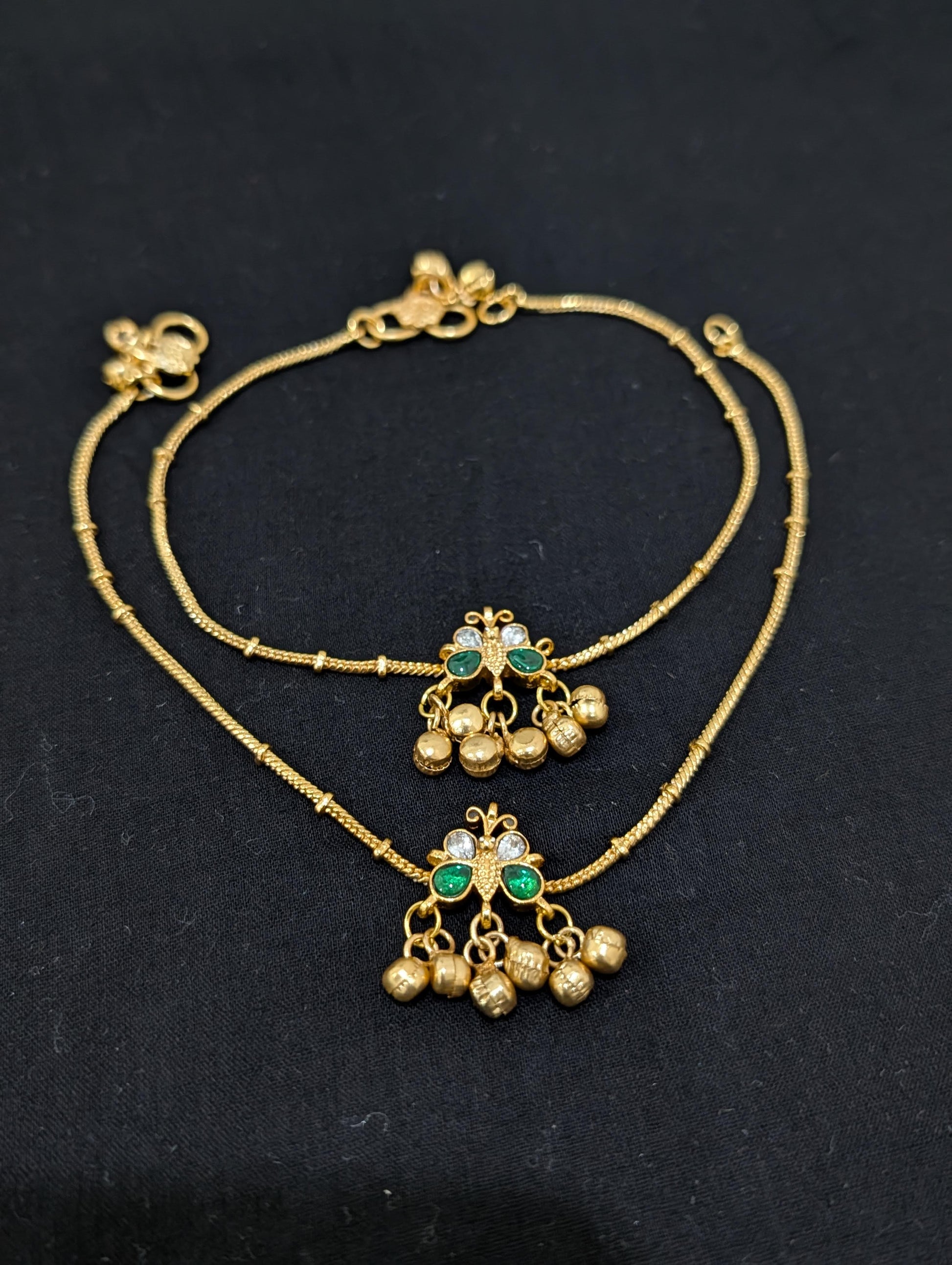 Jadau Kundan Ghunghru bead dangle Gold plated Anklets - Simpliful