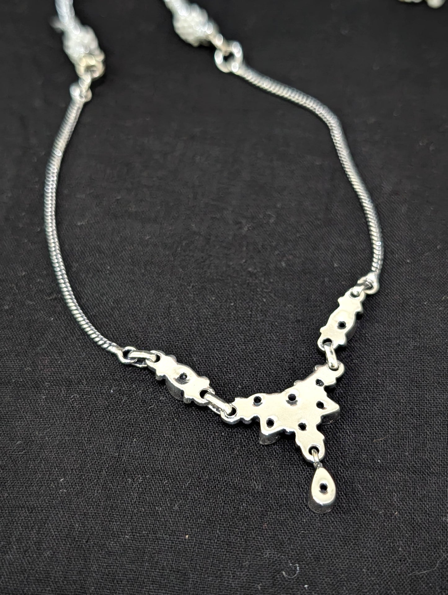 Oxidized silver Flower CZ Choker Necklace - Simpliful