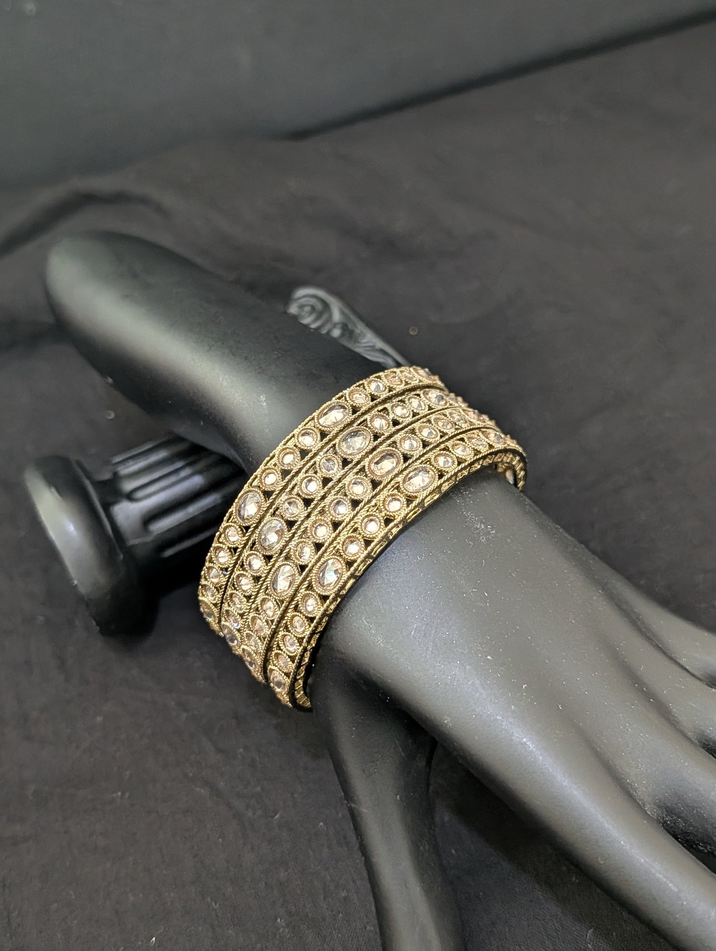 Light Mehandi polish Polki stone Bangles - Set of 4