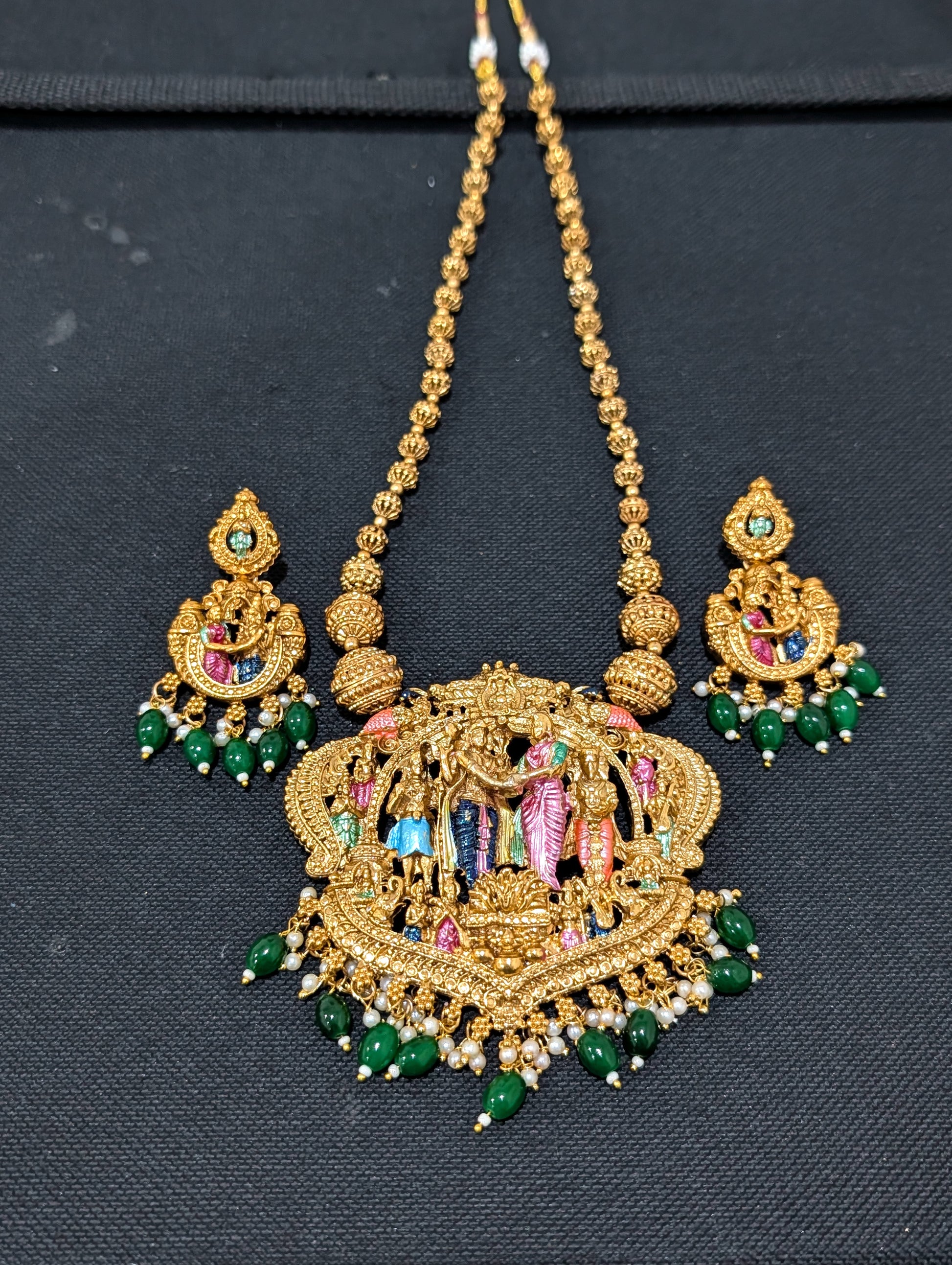 Thirukalyanam Pendant Antique Necklace set - Simpliful