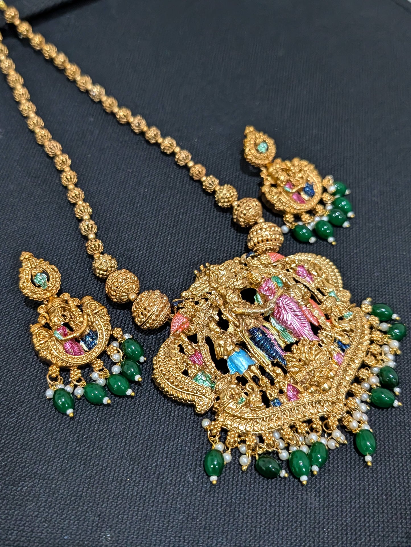 Thirukalyanam Pendant Antique Necklace set - Simpliful
