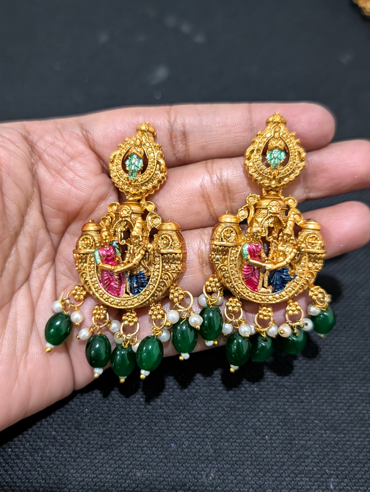 Thirukalyanam Pendant Antique Necklace set - Simpliful