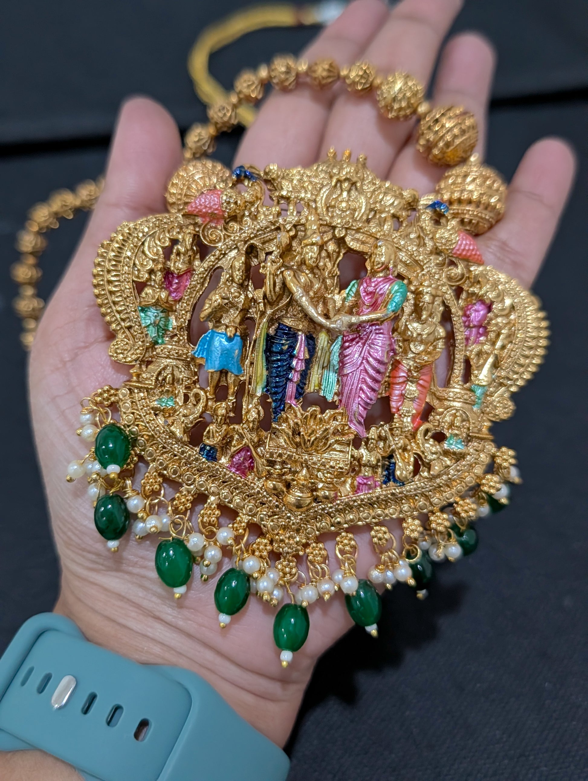 Thirukalyanam Pendant Antique Necklace set - Simpliful