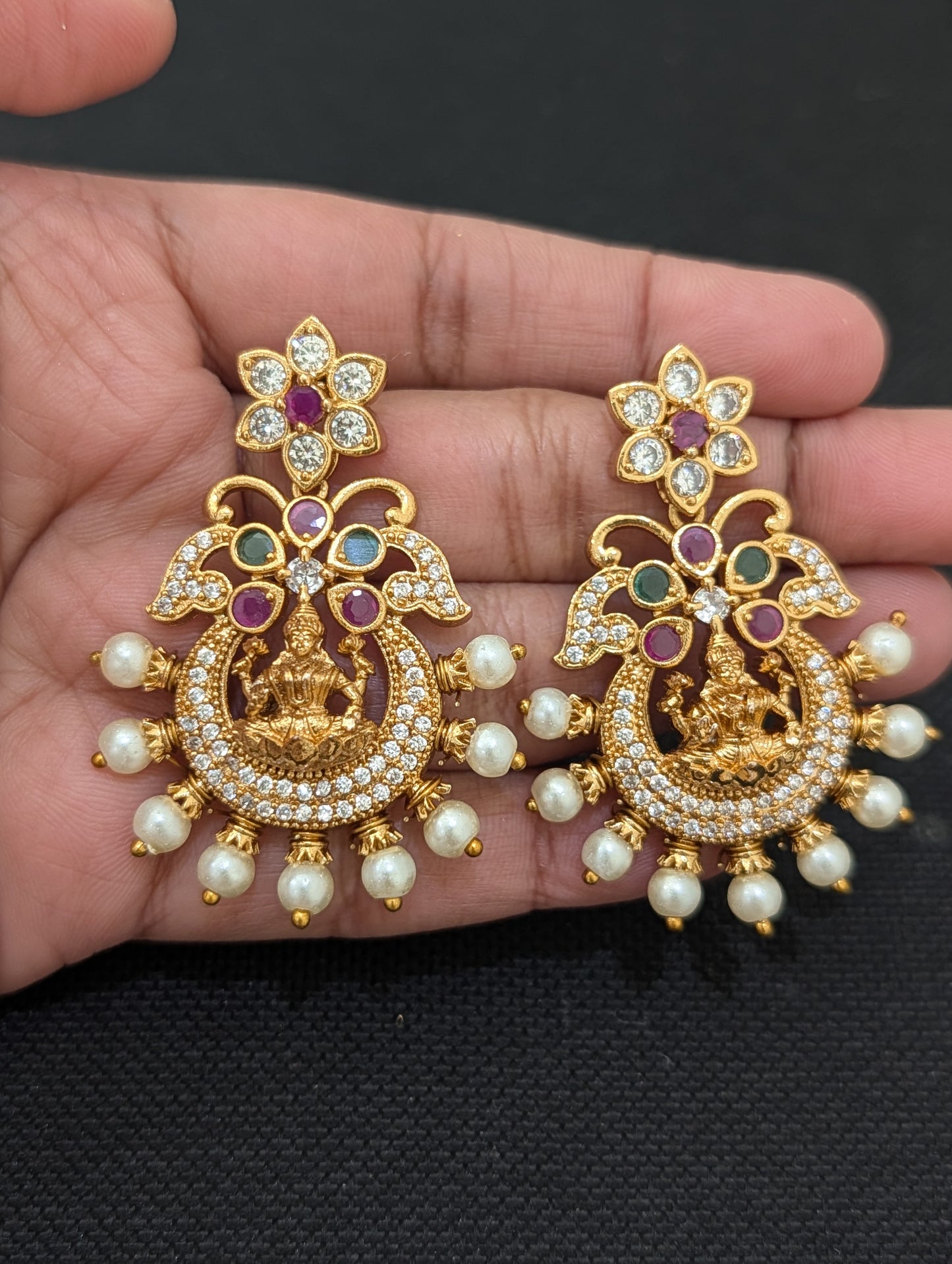 Antique Gold plated Lakshmi ji design Bridal combo set - Simpliful