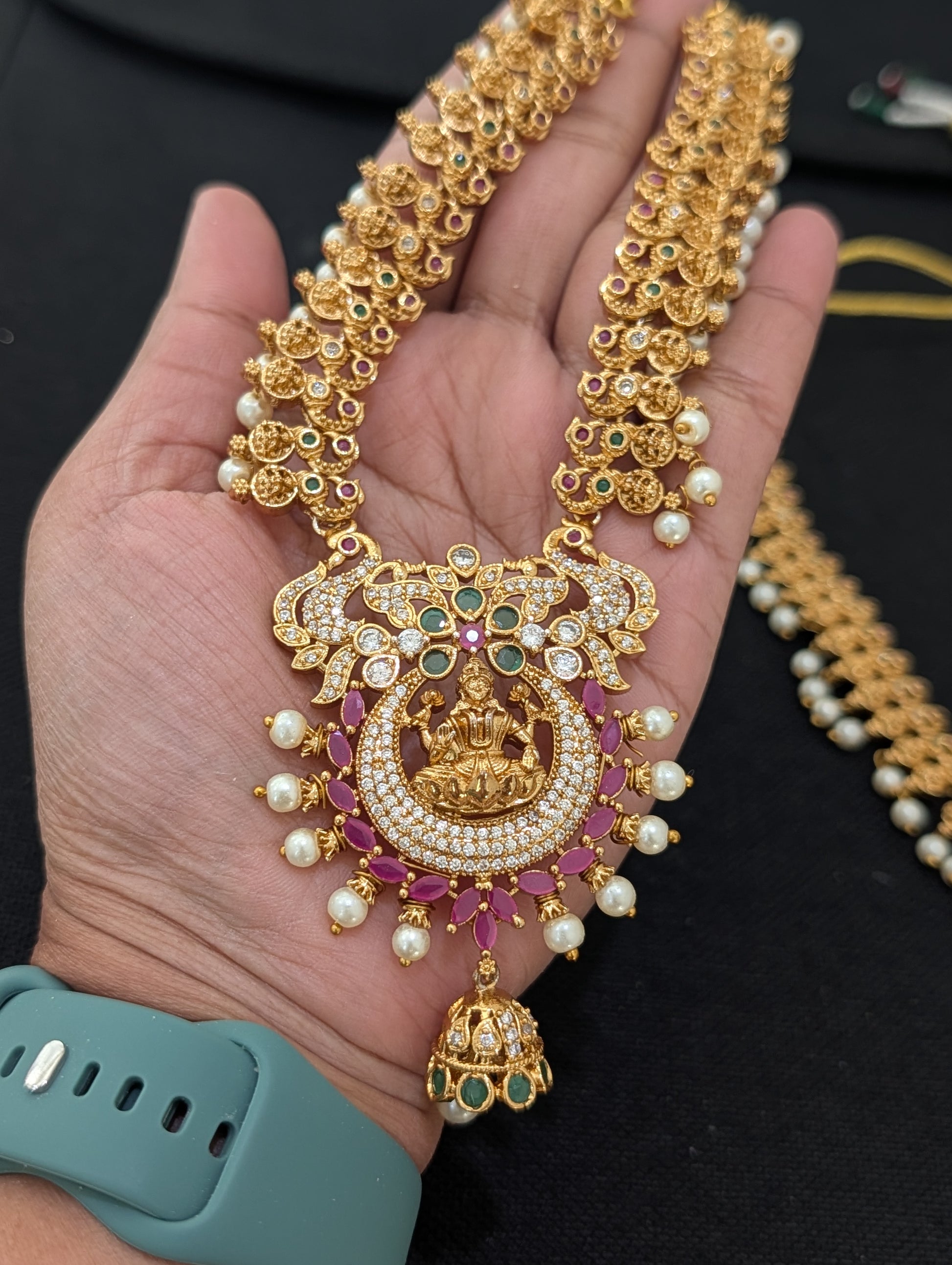 Antique Gold plated Lakshmi ji design Bridal combo set - Simpliful