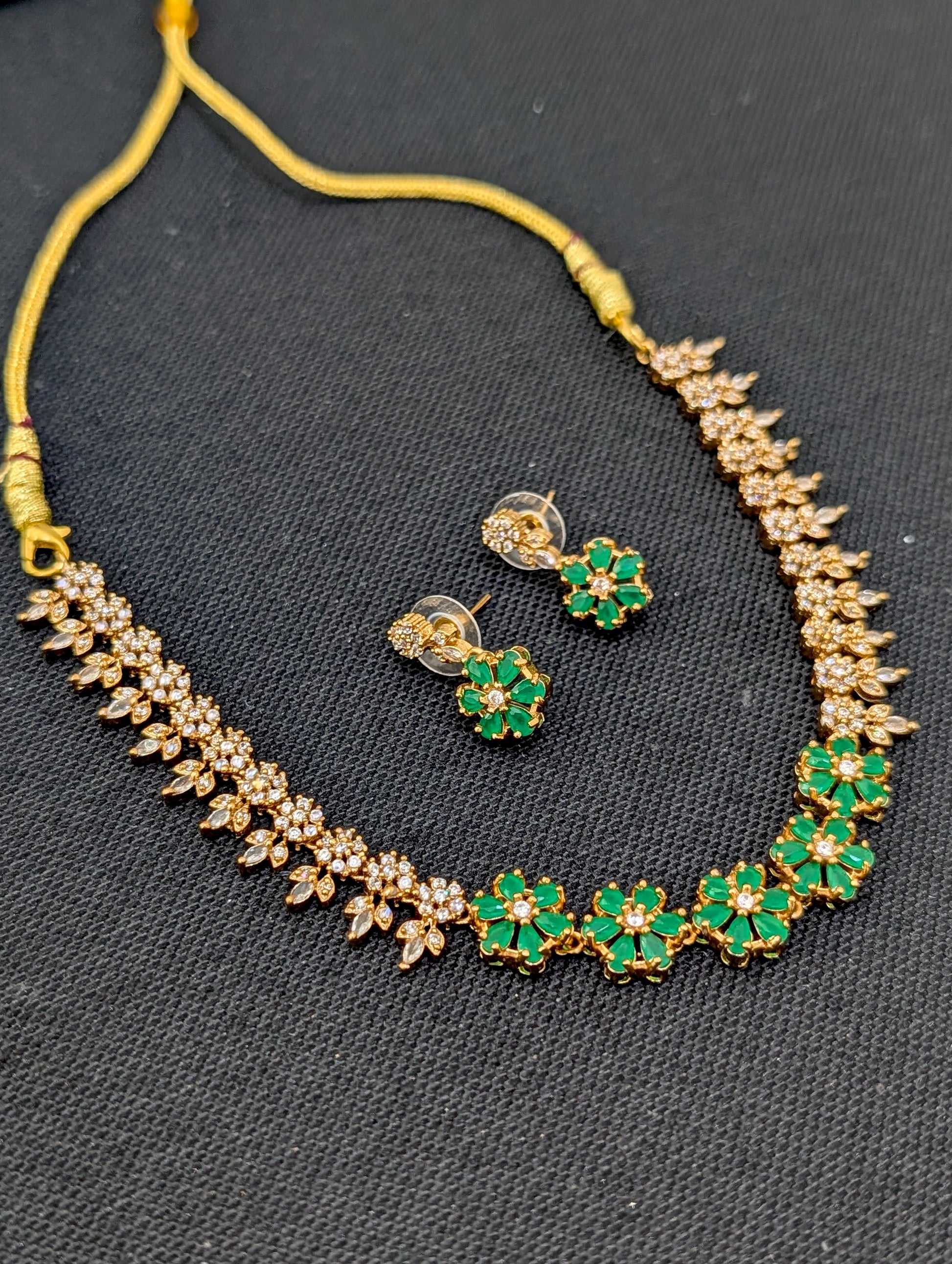 Antique gold plated Flower CZ Choker Necklace set - Simpliful