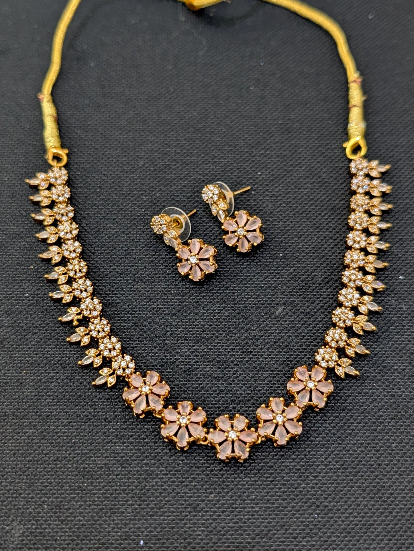 Antique gold plated Flower CZ Choker Necklace set - Simpliful