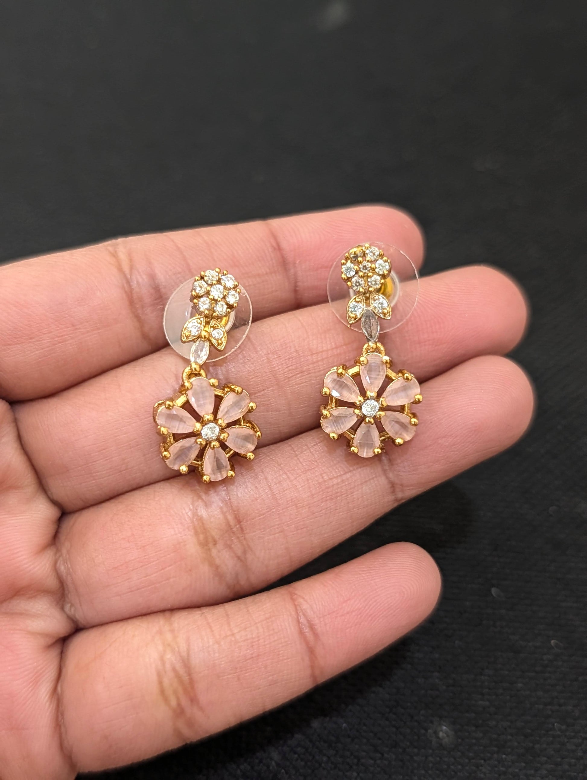 Antique gold plated Flower CZ Choker Necklace set - Simpliful