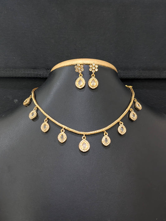 Minimalistic Multiple Teardrop CZ Choker Necklace set
