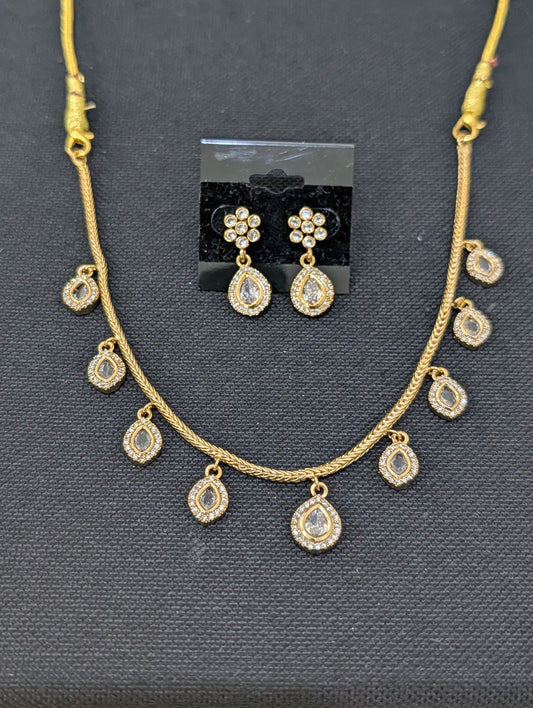 Minimalistic Multiple Teardrop CZ Choker Necklace set