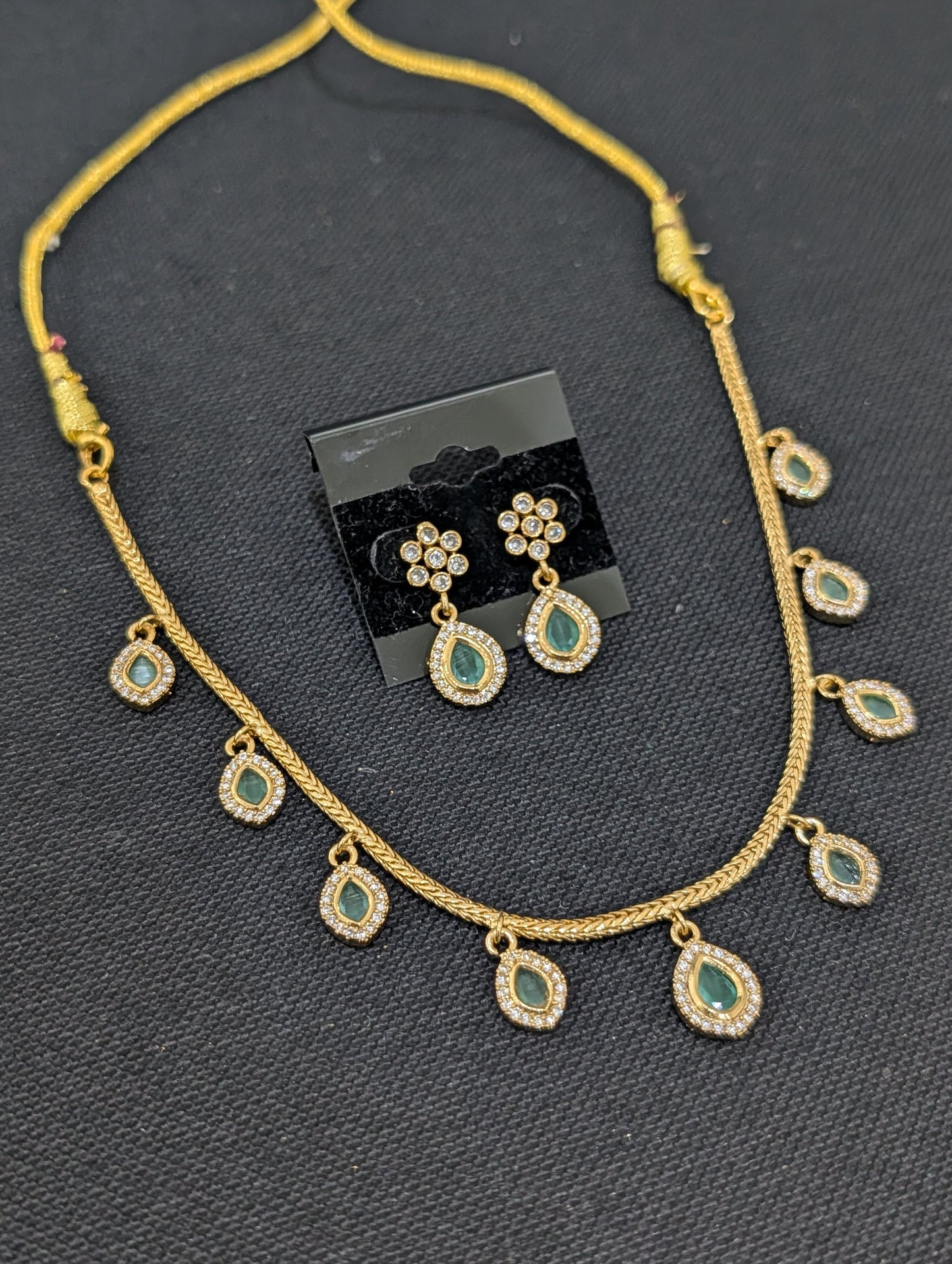 Minimalistic Multiple Teardrop CZ Choker Necklace set