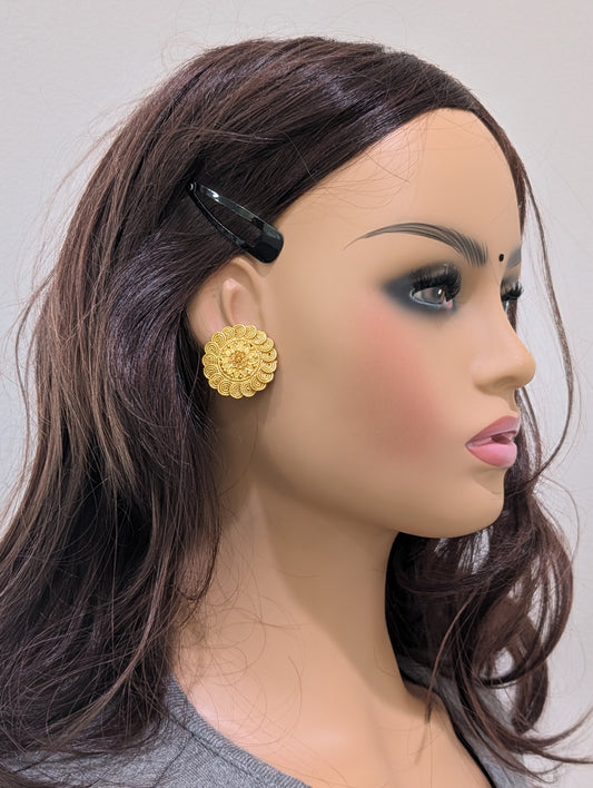Gold plated Chakri design Stud Earrings