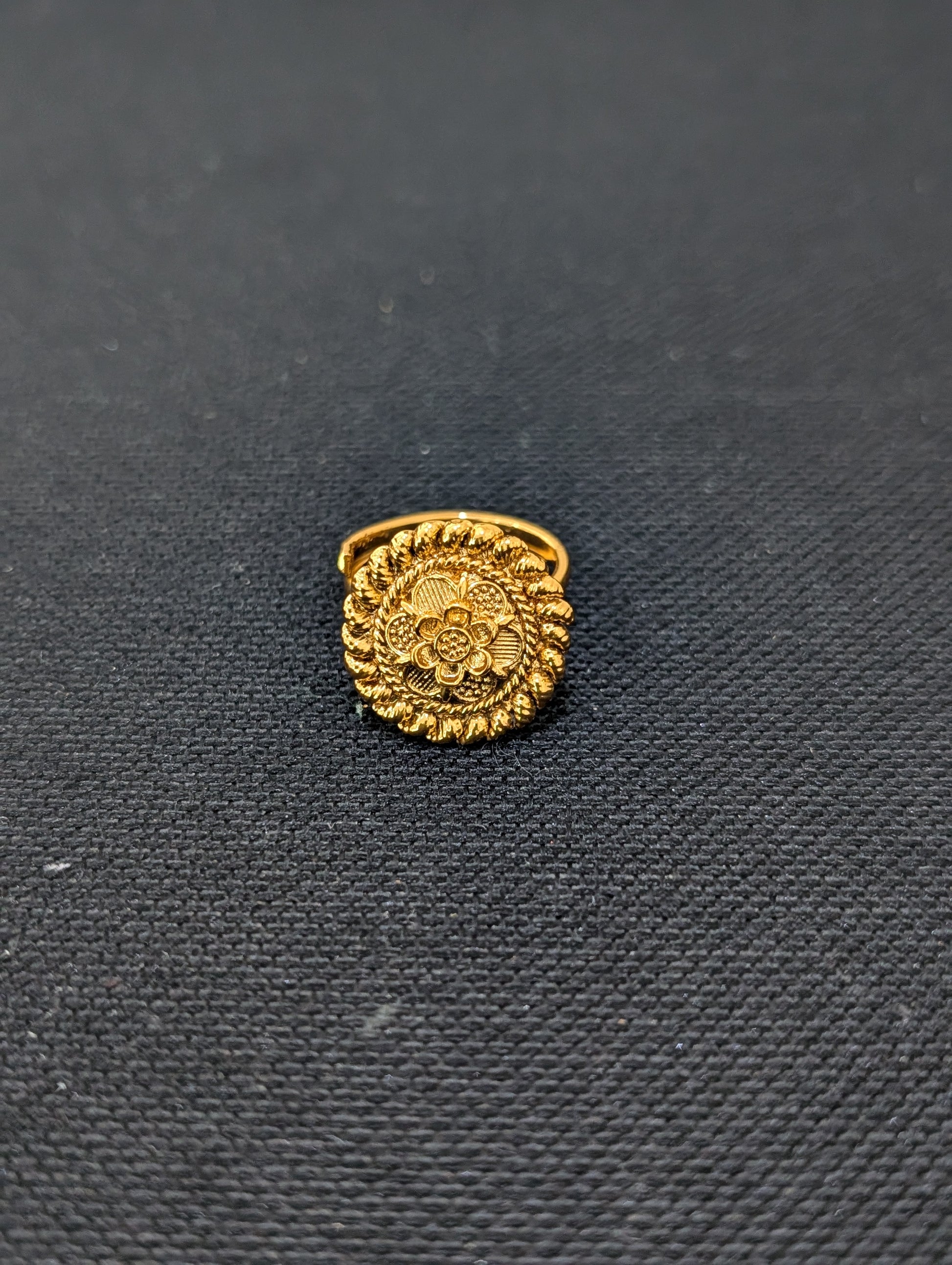 Round design Gold plated adjustable Finger rings - Small size - Simpliful
