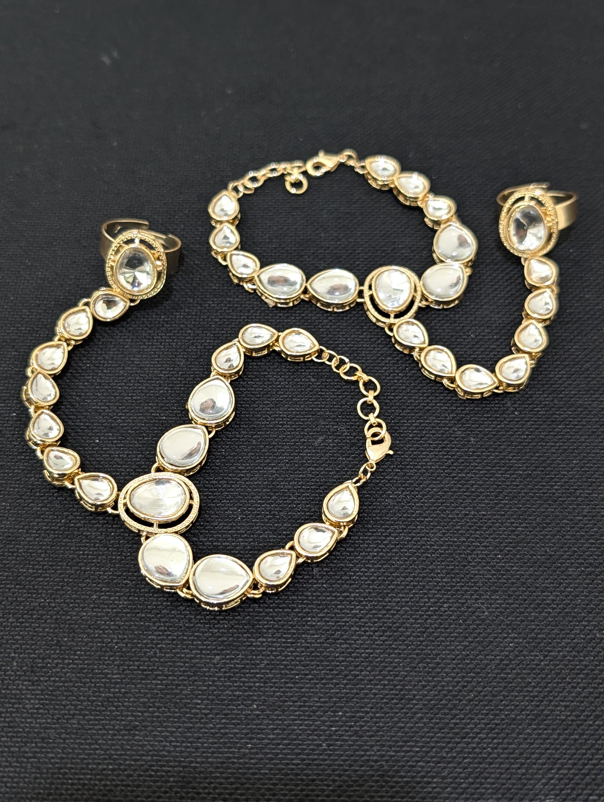 Light Gold plated Kundan Haath Phool / Bracelet Ring Combo / Ring Chain Bracelet - Simpliful