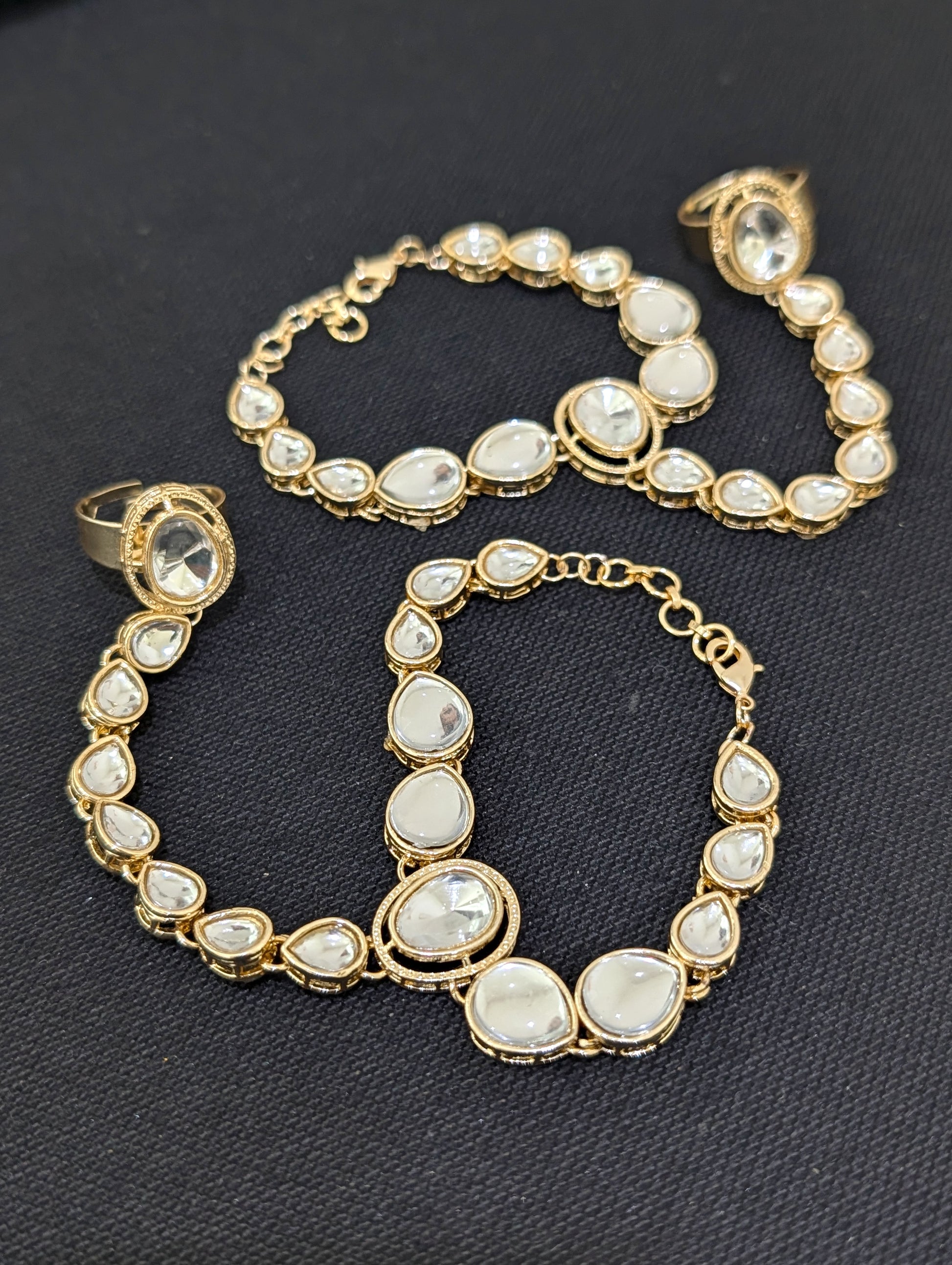 Light Gold plated Kundan Haath Phool / Bracelet Ring Combo / Ring Chain Bracelet - Simpliful