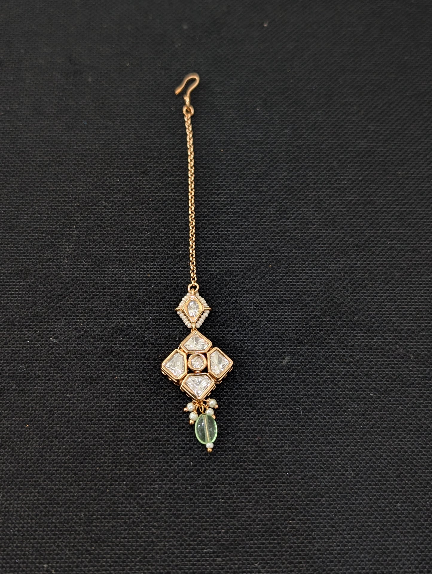Diamond design Kundan Maang Tikka