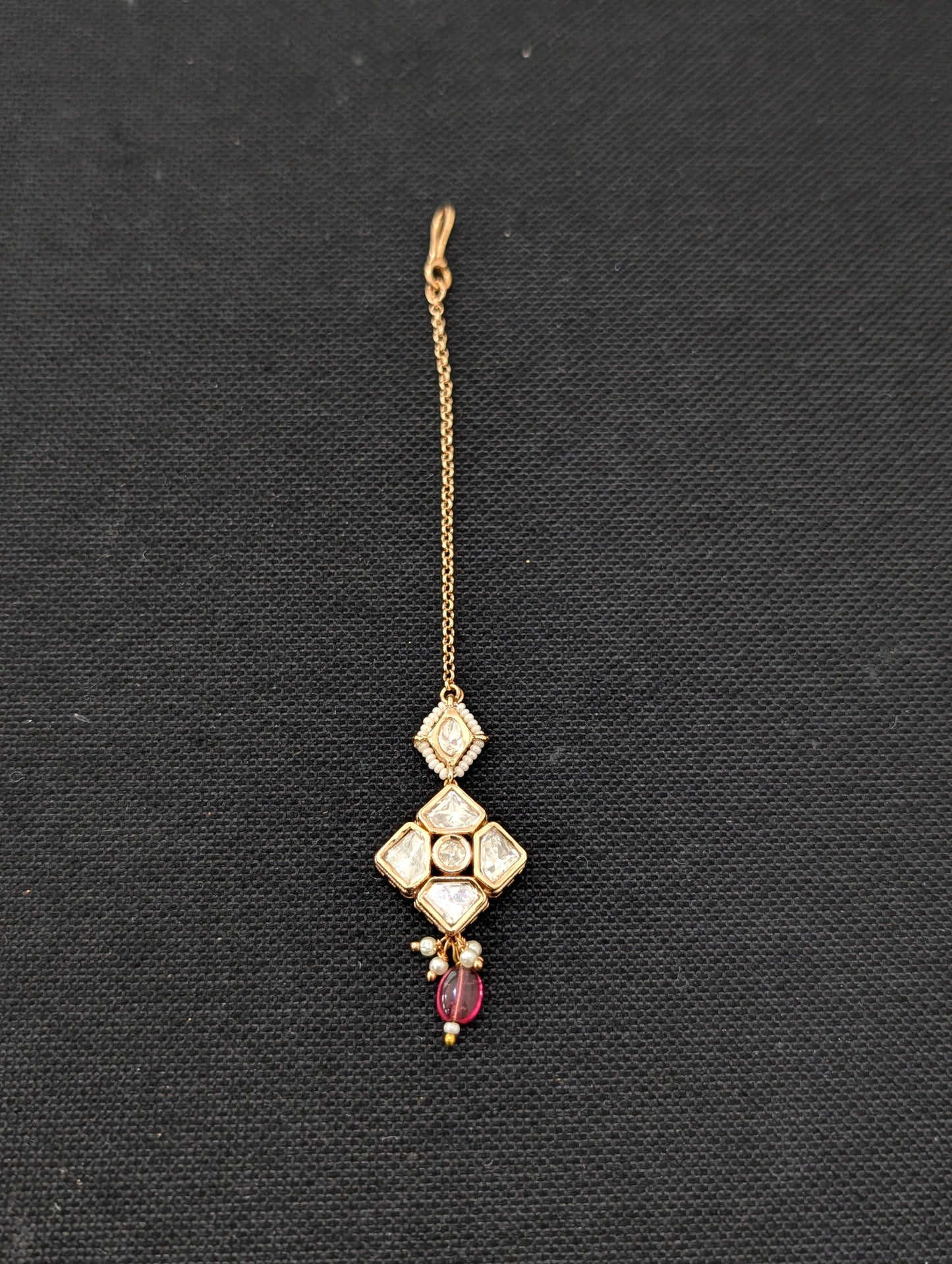 Diamond design Kundan Maang Tikka