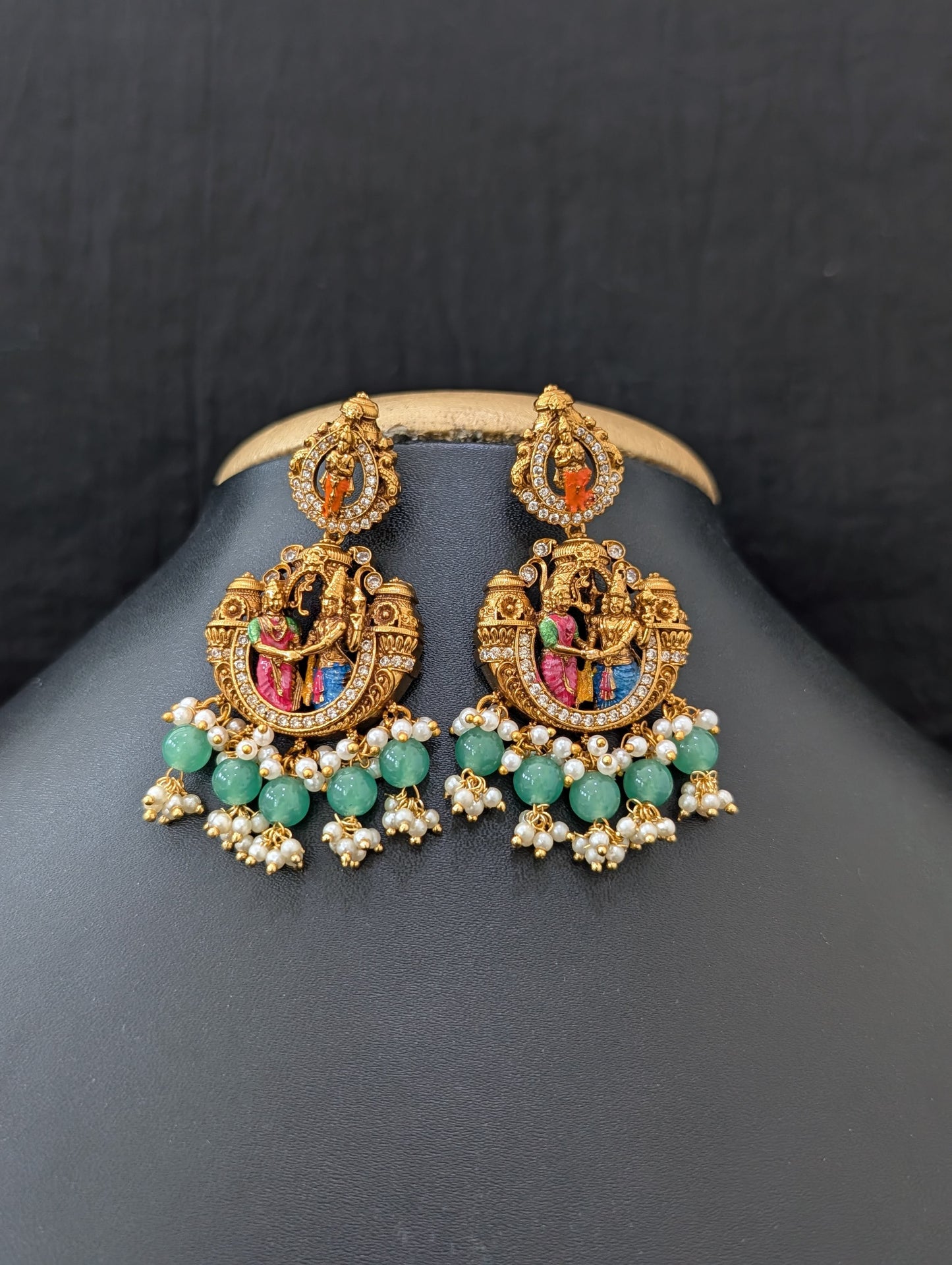 Thirukalyanam design Grand Antique Choker Necklace set