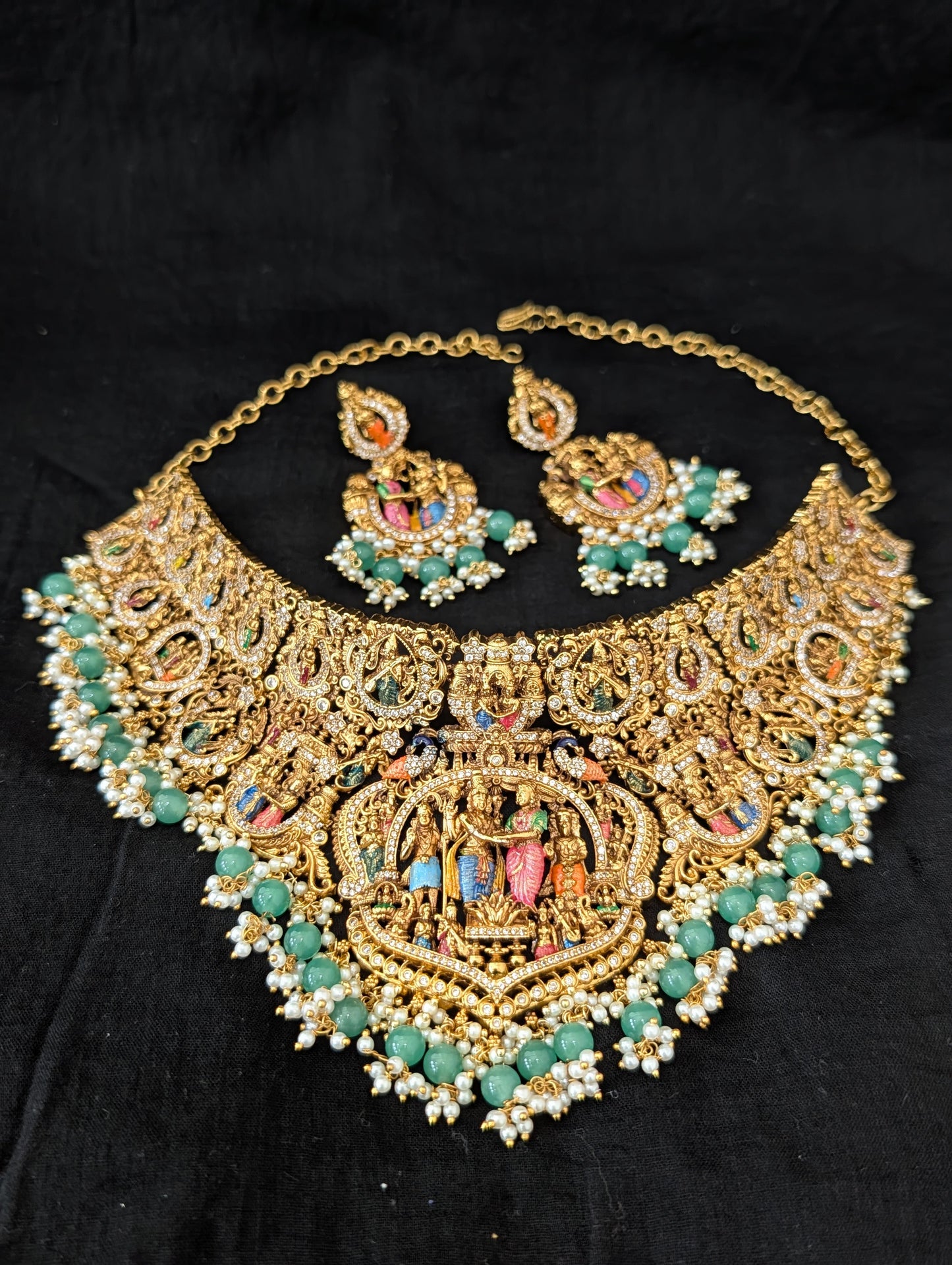 Thirukalyanam design Grand Antique Choker Necklace set