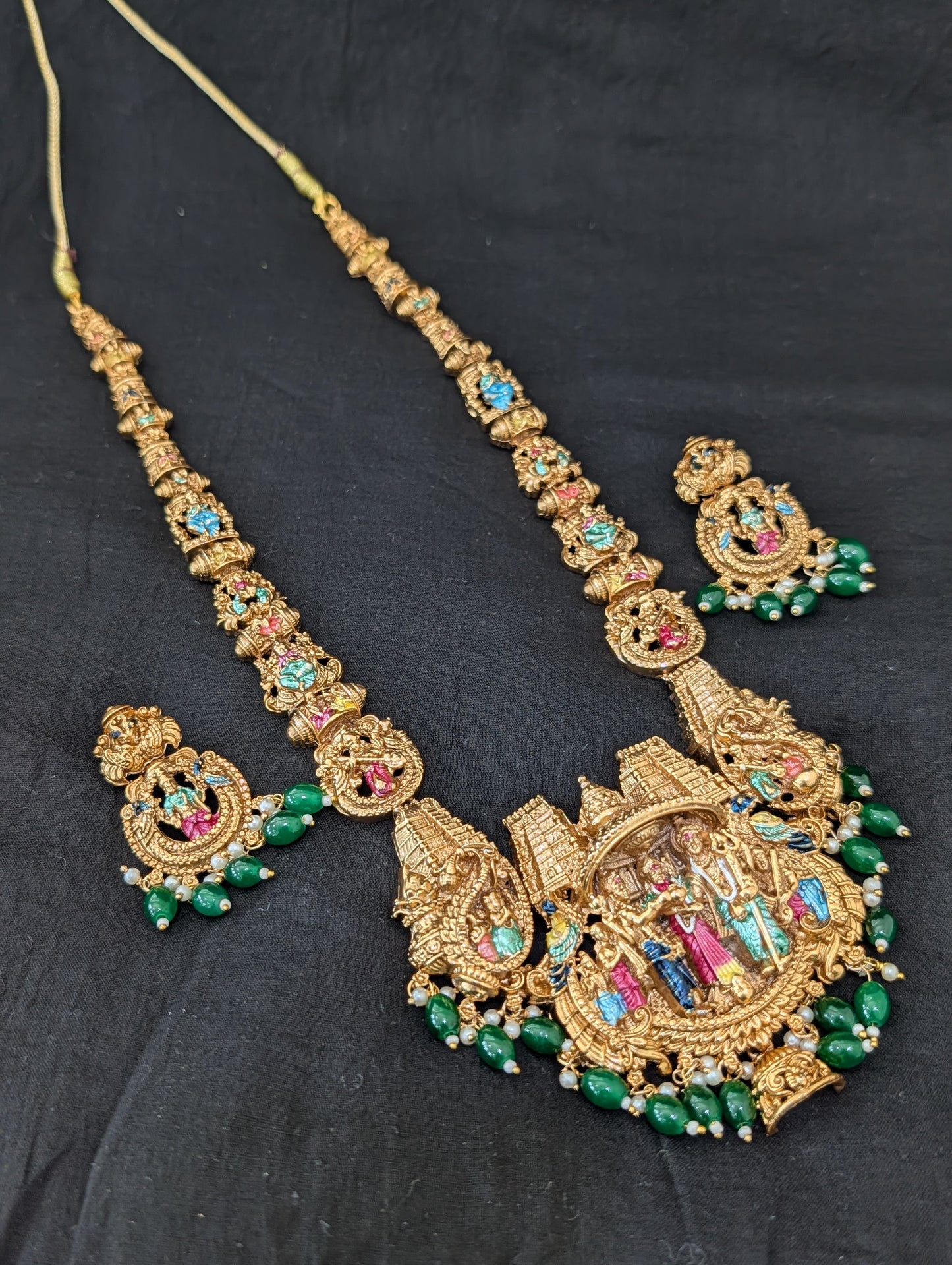 Grand Thirukalyanam design Antique Necklace set