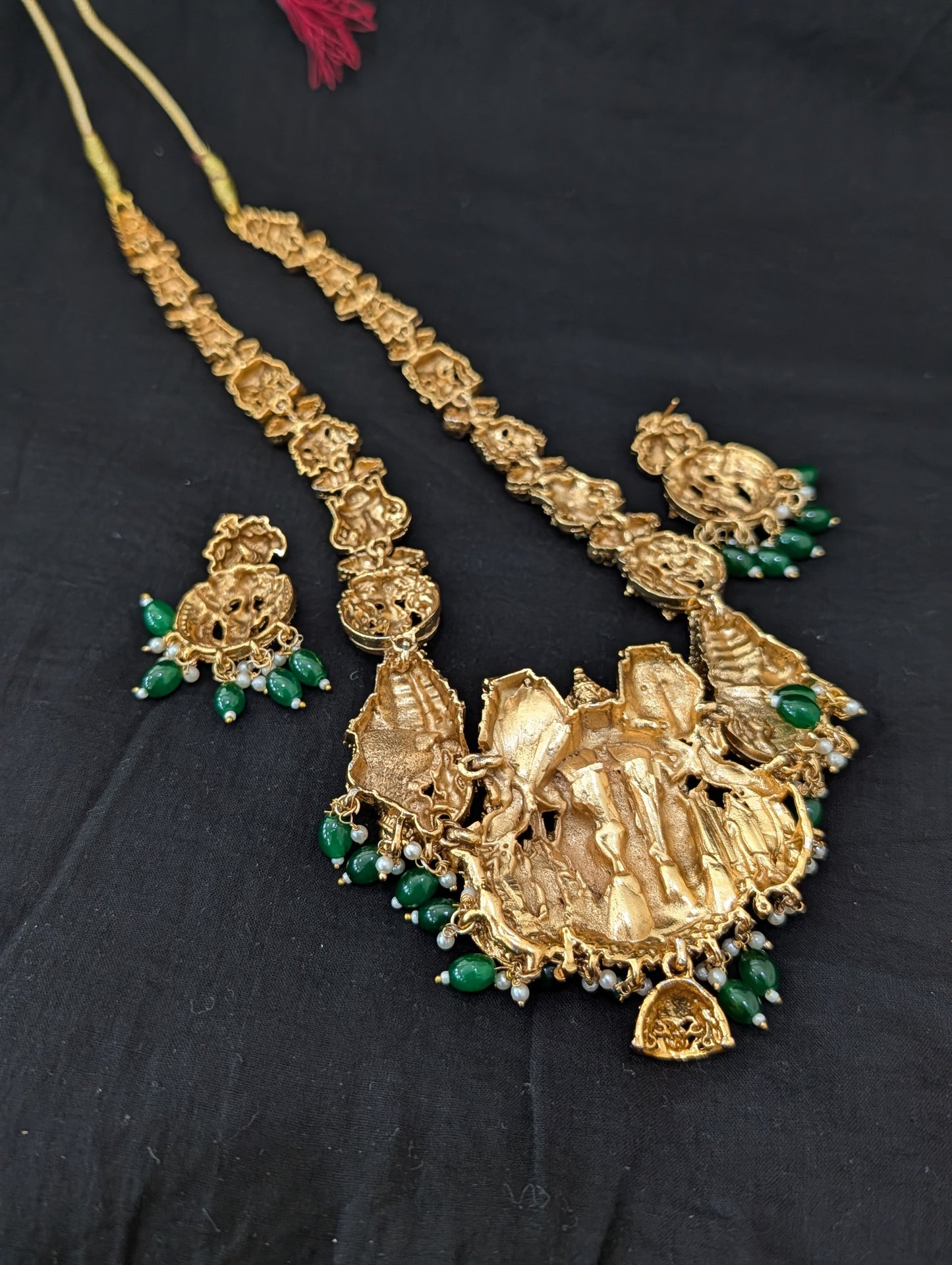 Grand Thirukalyanam design Antique Necklace set