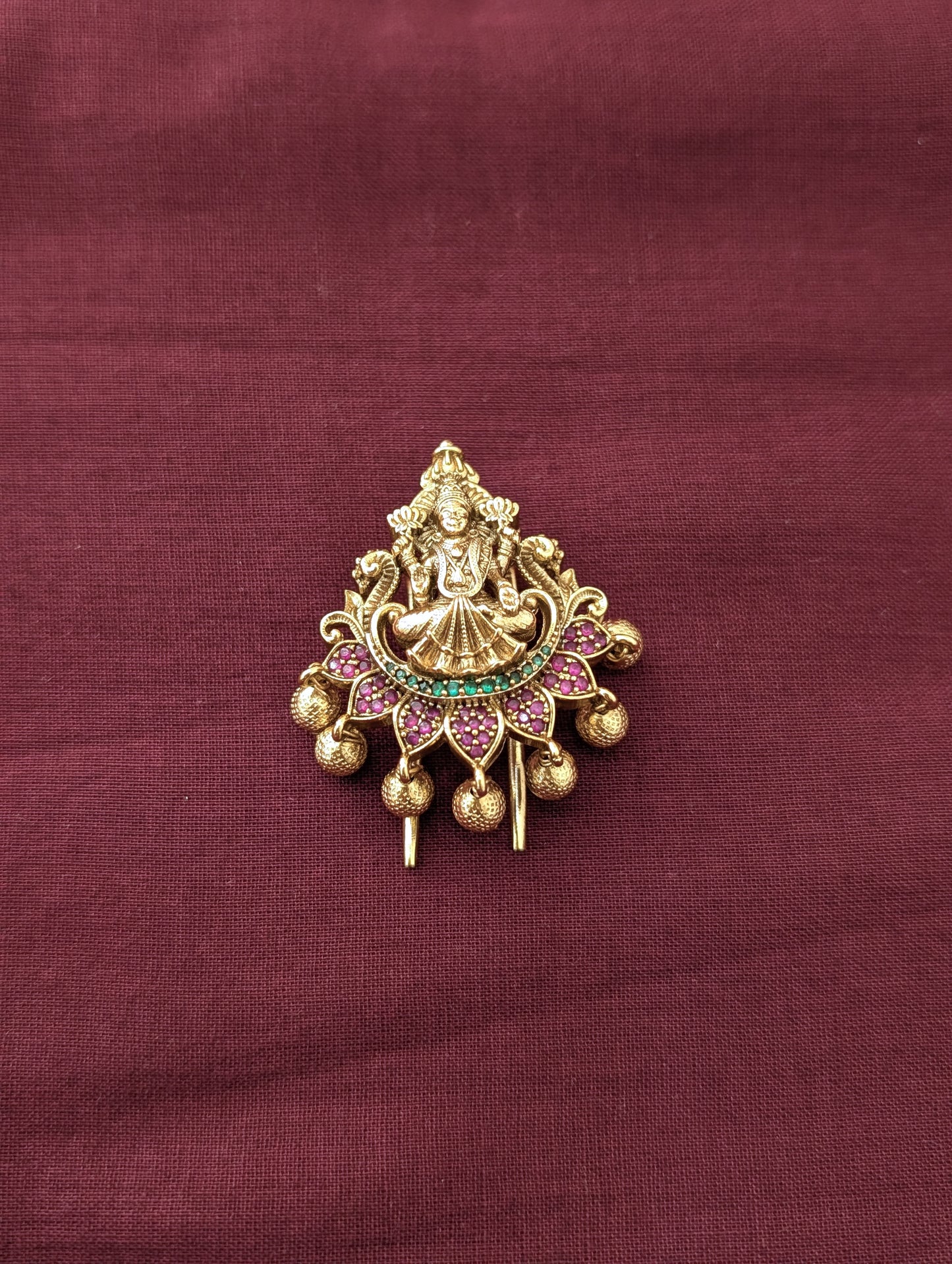 Antique Gold plated Medium Clip on Hair Brooch - D3