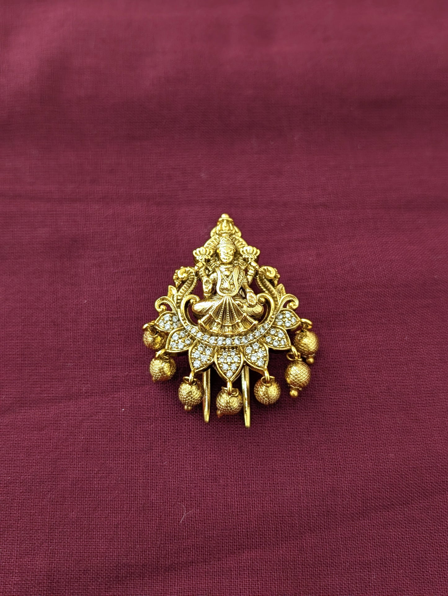 Antique Gold plated Medium Clip on Hair Brooch - D3