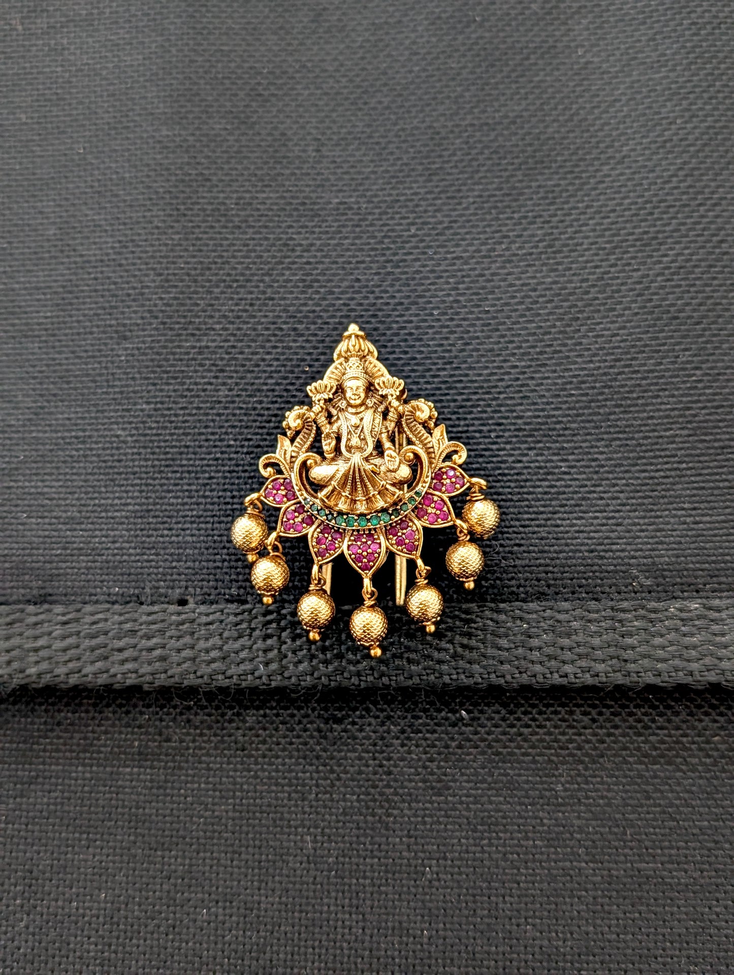 Antique Gold plated Medium Clip on Hair Brooch - D3