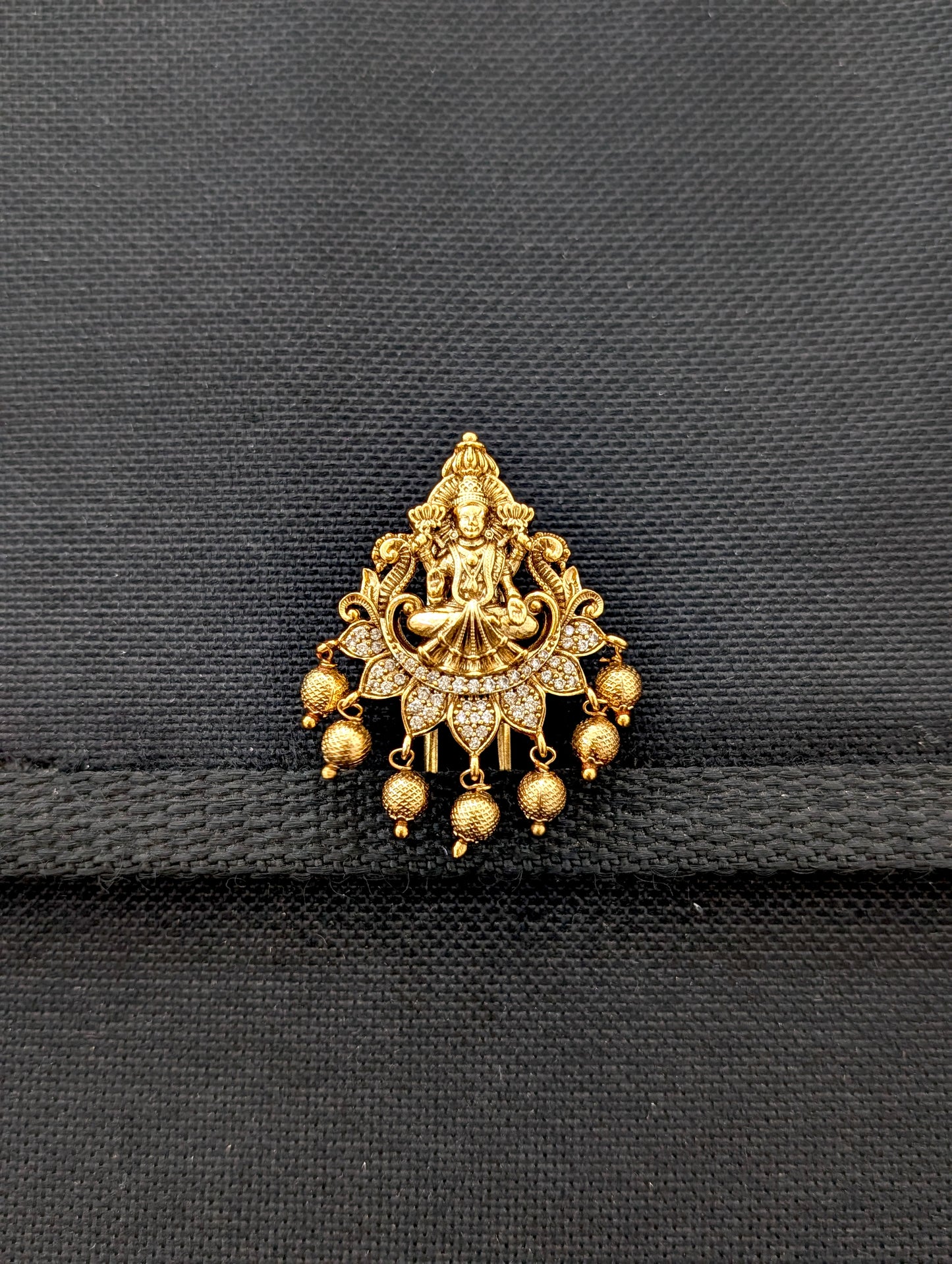 Antique Gold plated Medium Clip on Hair Brooch - D3