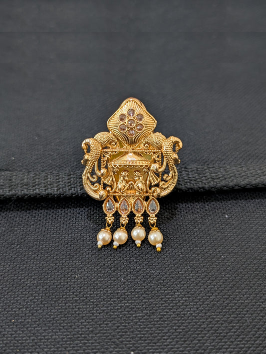 Bride Groom design Saree Brooch