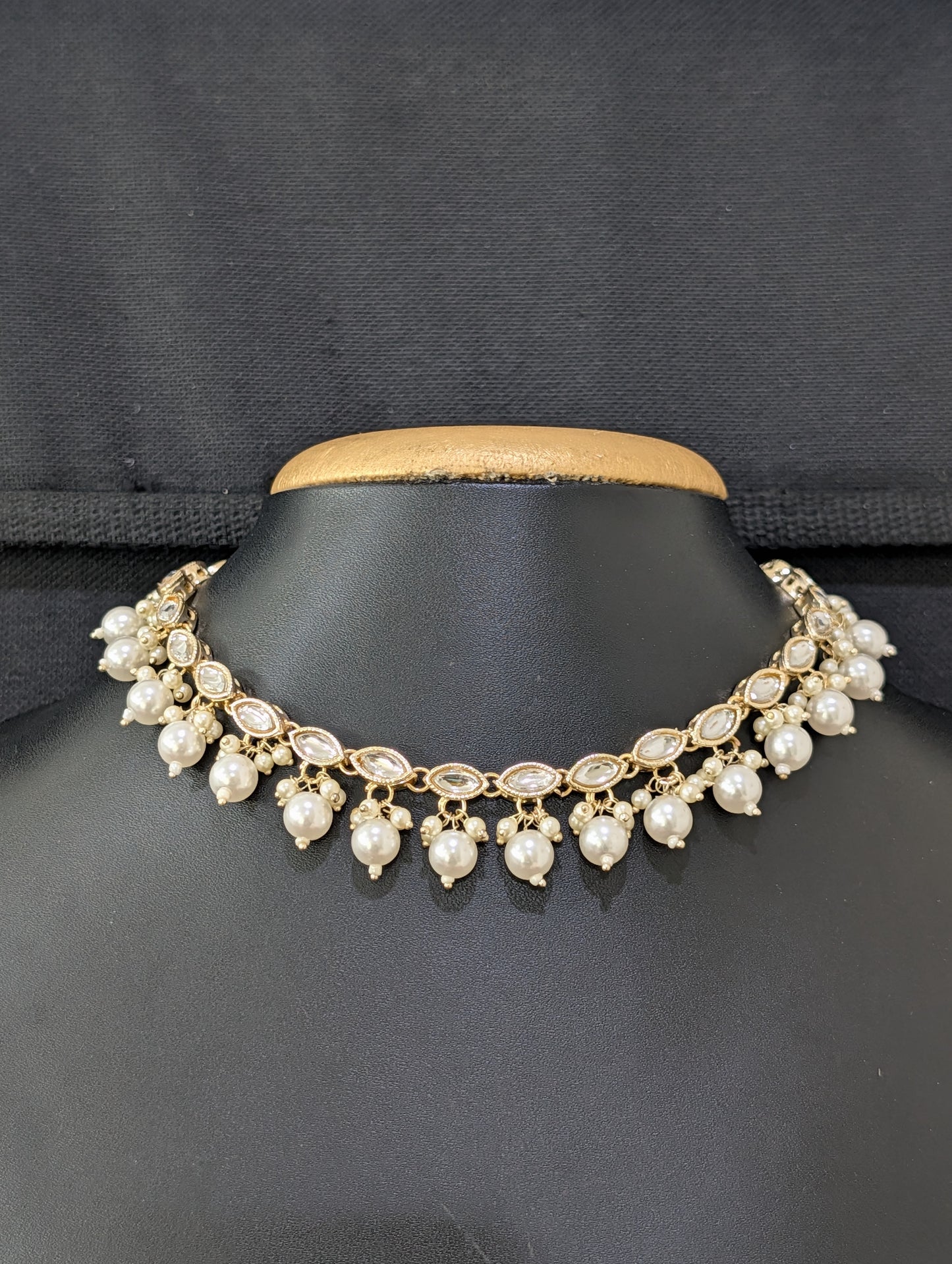 Glass kundan Pearl Choker Necklace - D3