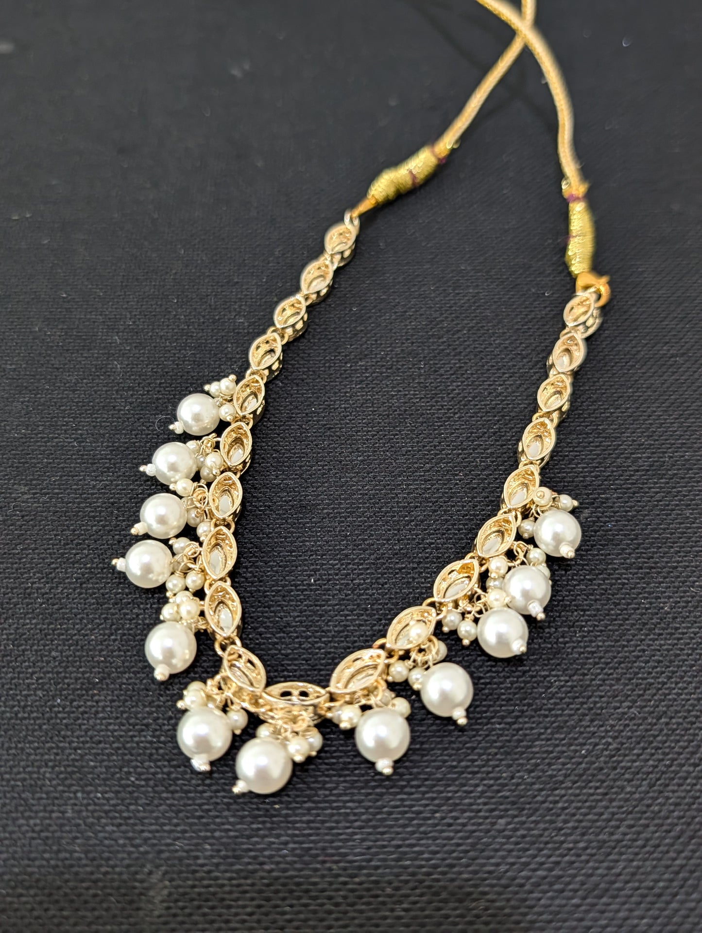 Glass kundan Pearl Choker Necklace - D2