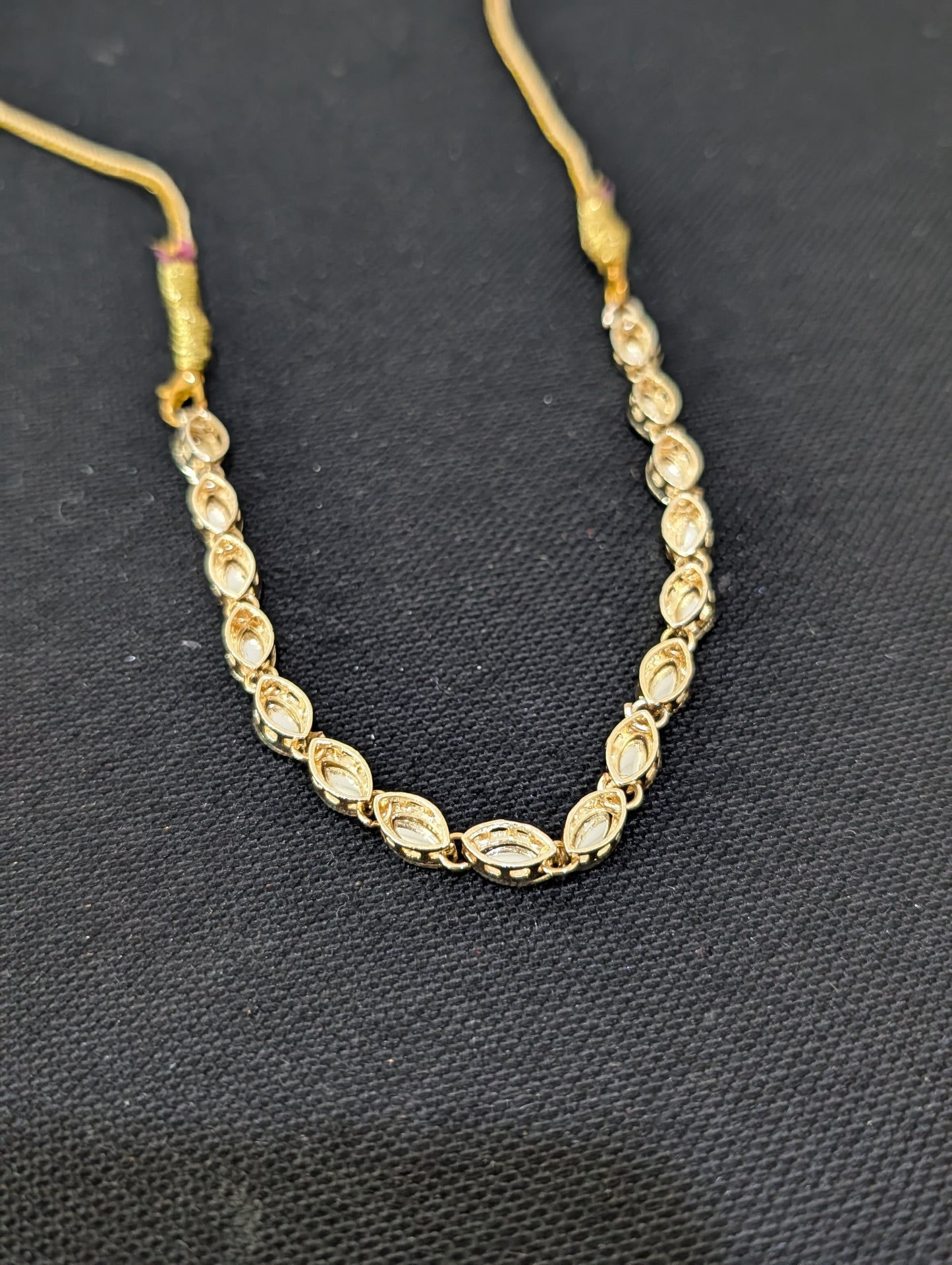 Glass kundan Choker Necklace - D2