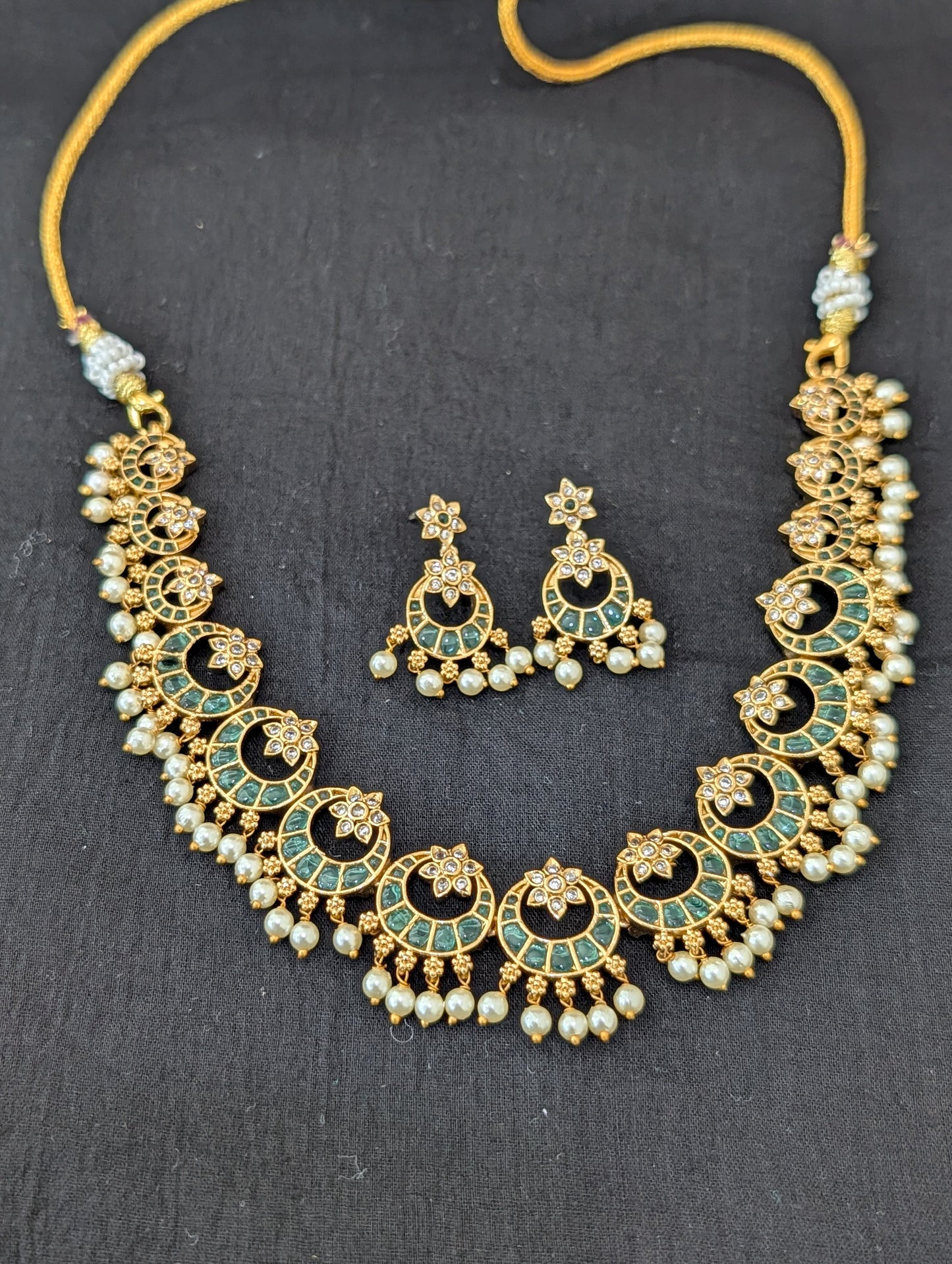 Chandbali design Green Kemp Guttapusalu Choker set