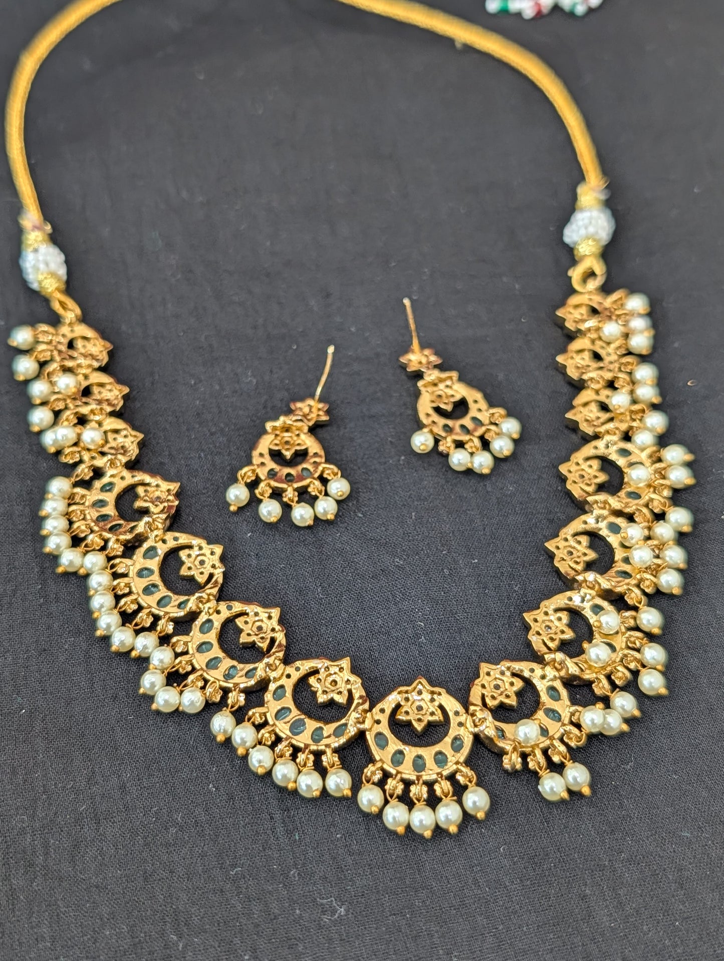 Chandbali design Green Kemp Guttapusalu Choker set