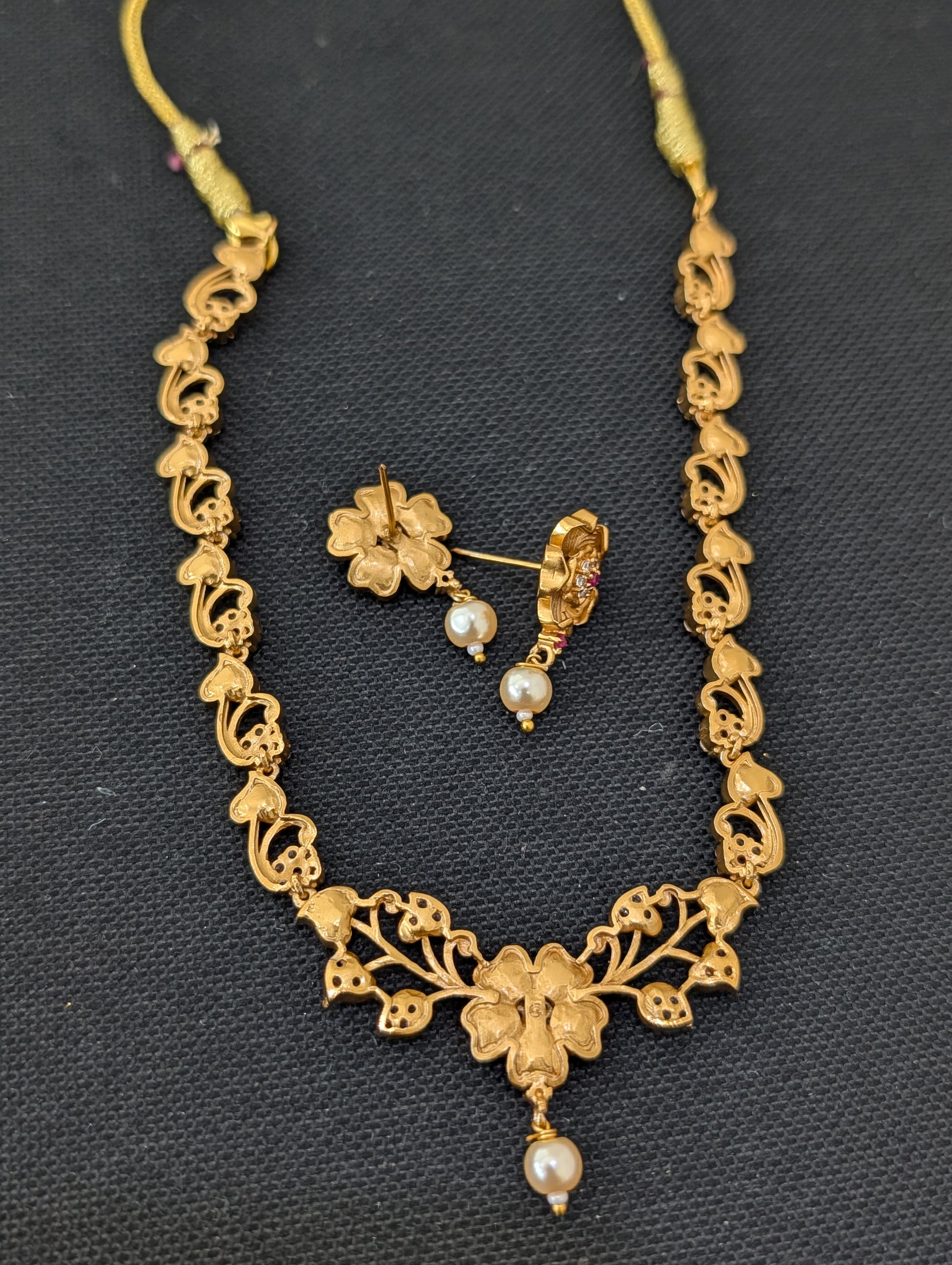 Antique Flower design CZ Choker Jhumka set - Simpliful