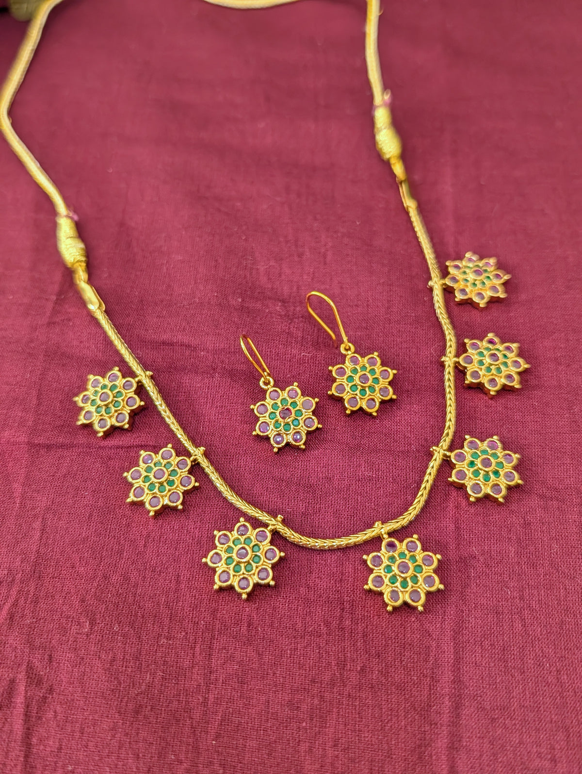Minimalistic Kemp CZ Choker Necklace set