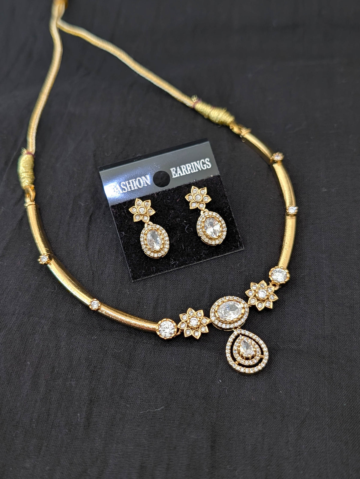 Antique Hasli CZ Choker Stud set - D2