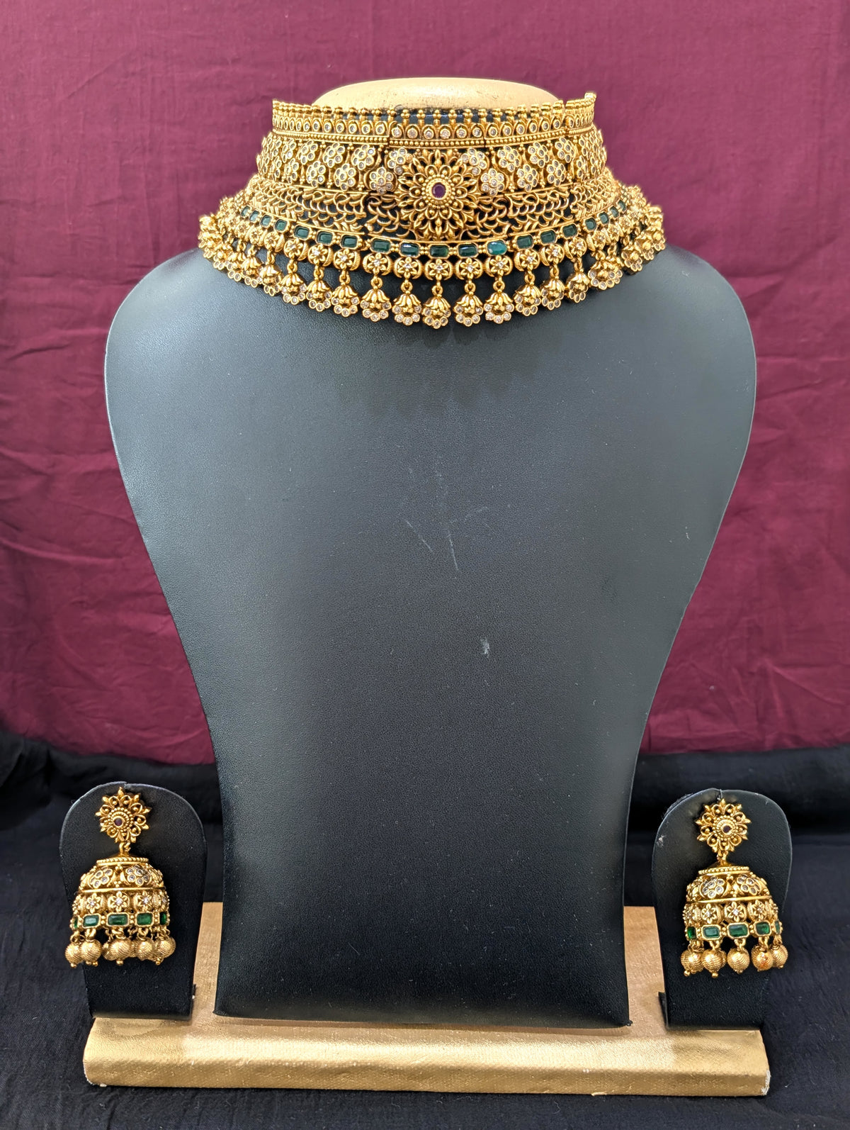 Grand Bridal Broad Choker Large Jhumka set
