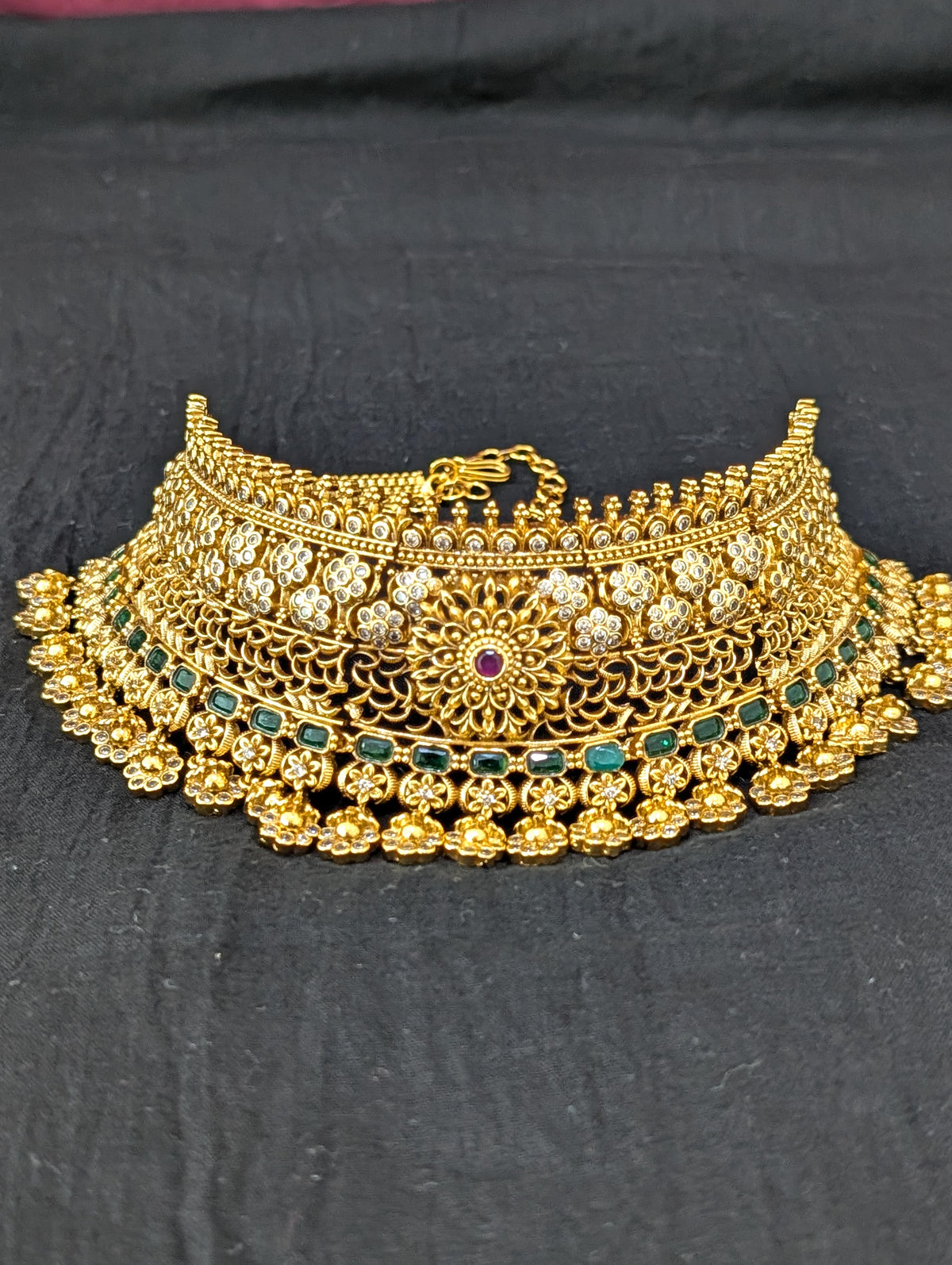 Grand Bridal Broad Choker Large Jhumka set
