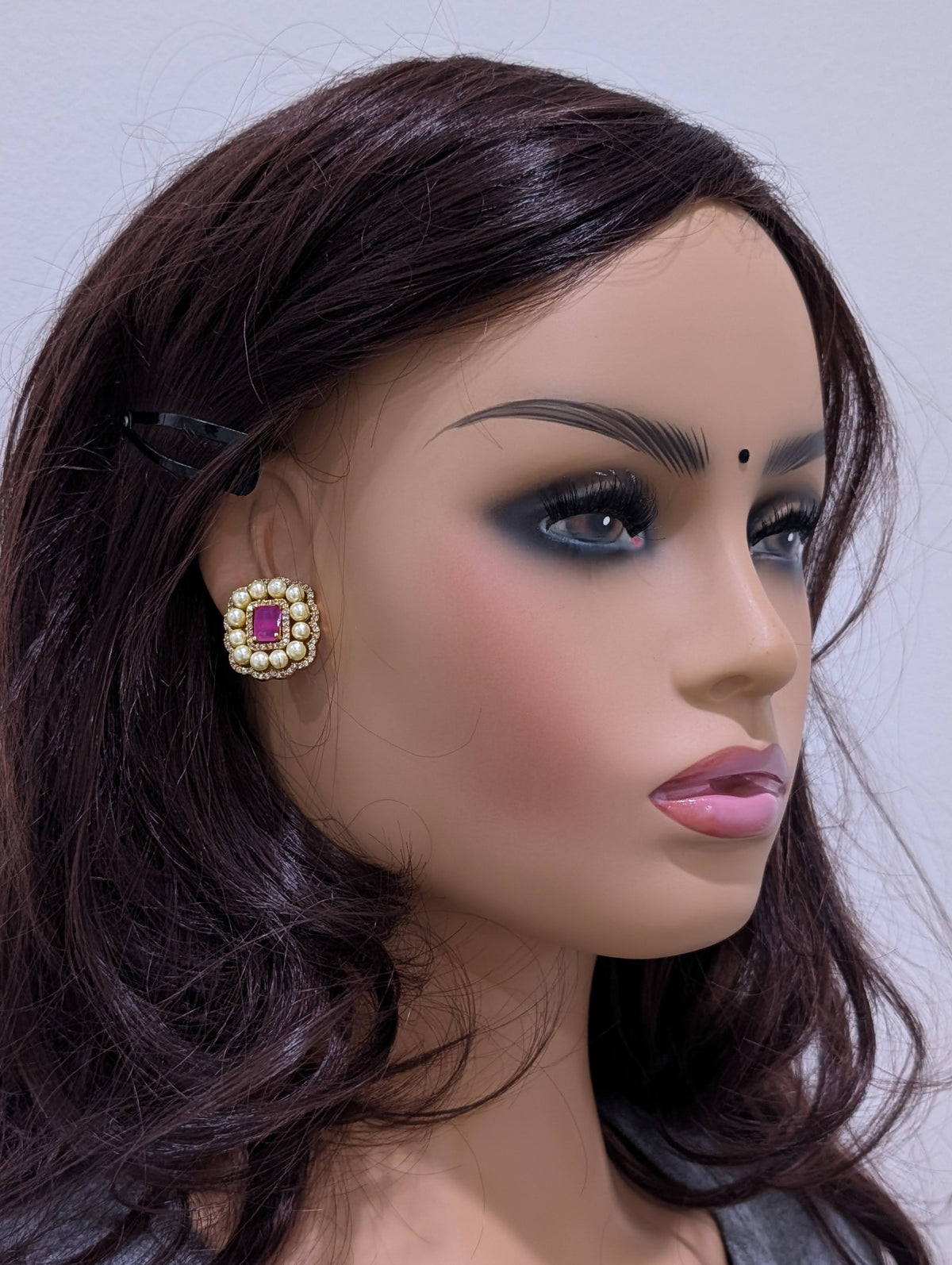4 colors changing Antique Stud Earrings