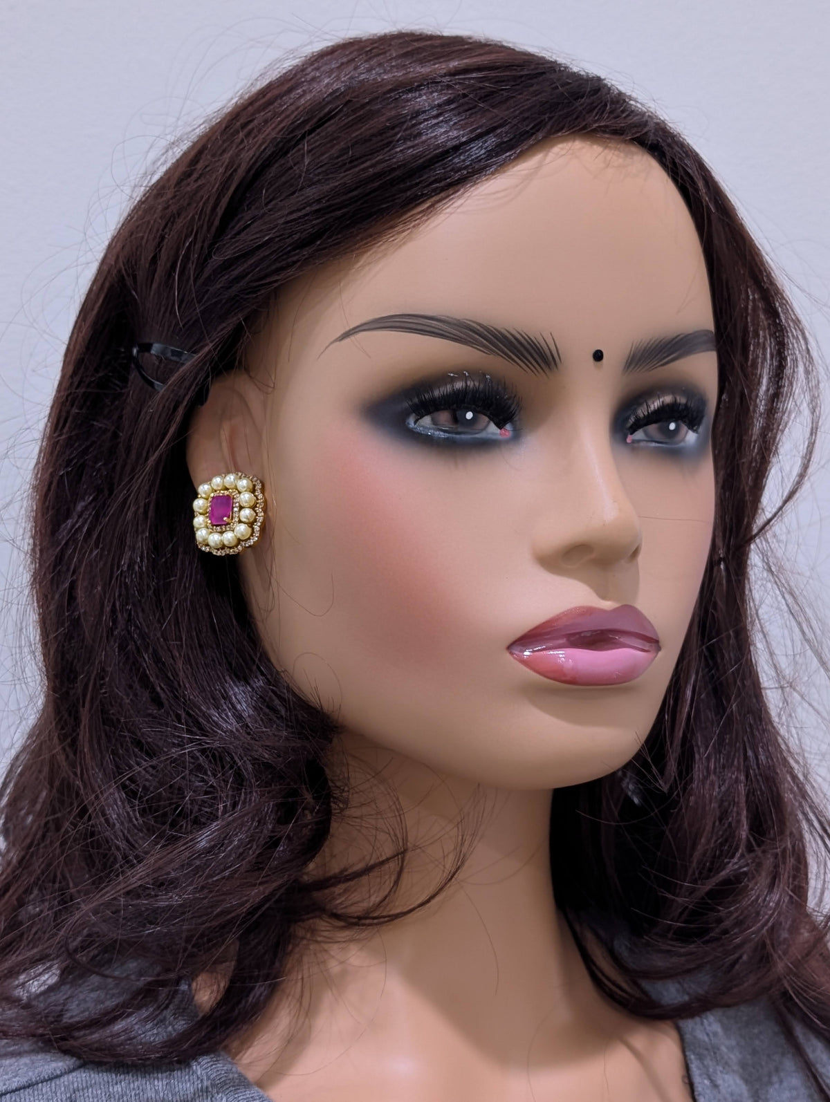 4 colors changing Antique Stud Earrings