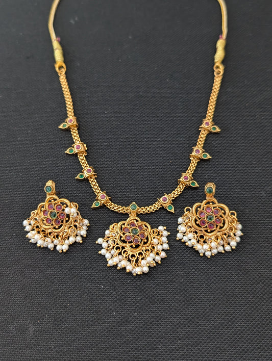 Minimalistic Guttapusalu Kemp Choker Chandbali set