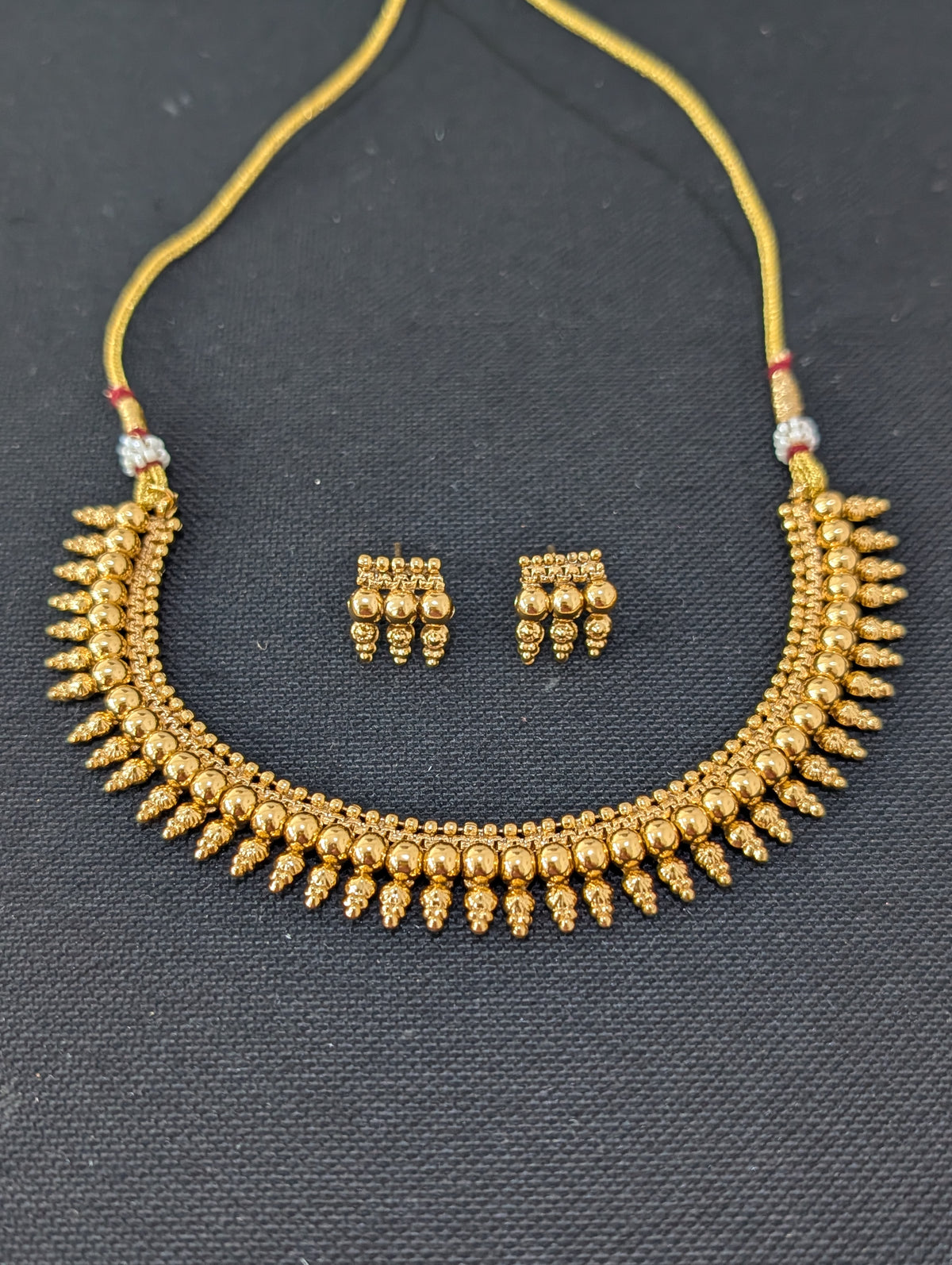 Gold plated spike design Choker Stud set