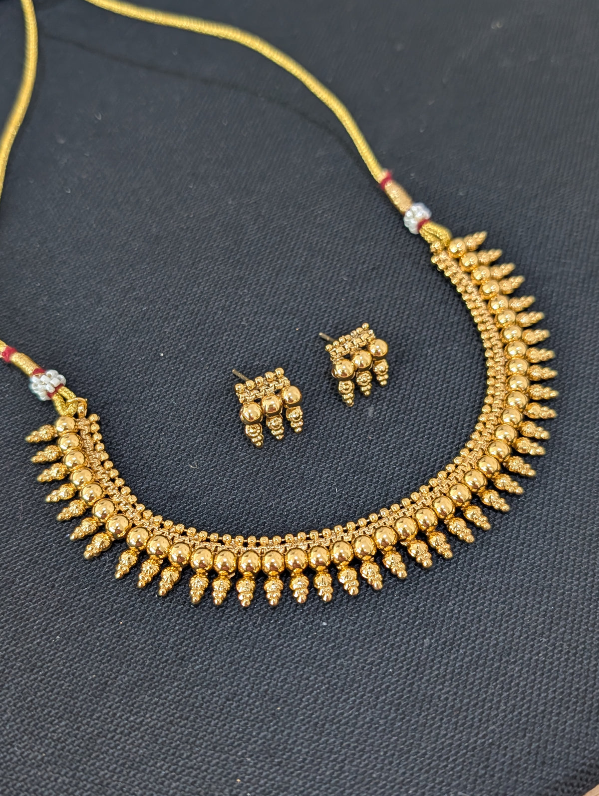 Gold plated spike design Choker Stud set