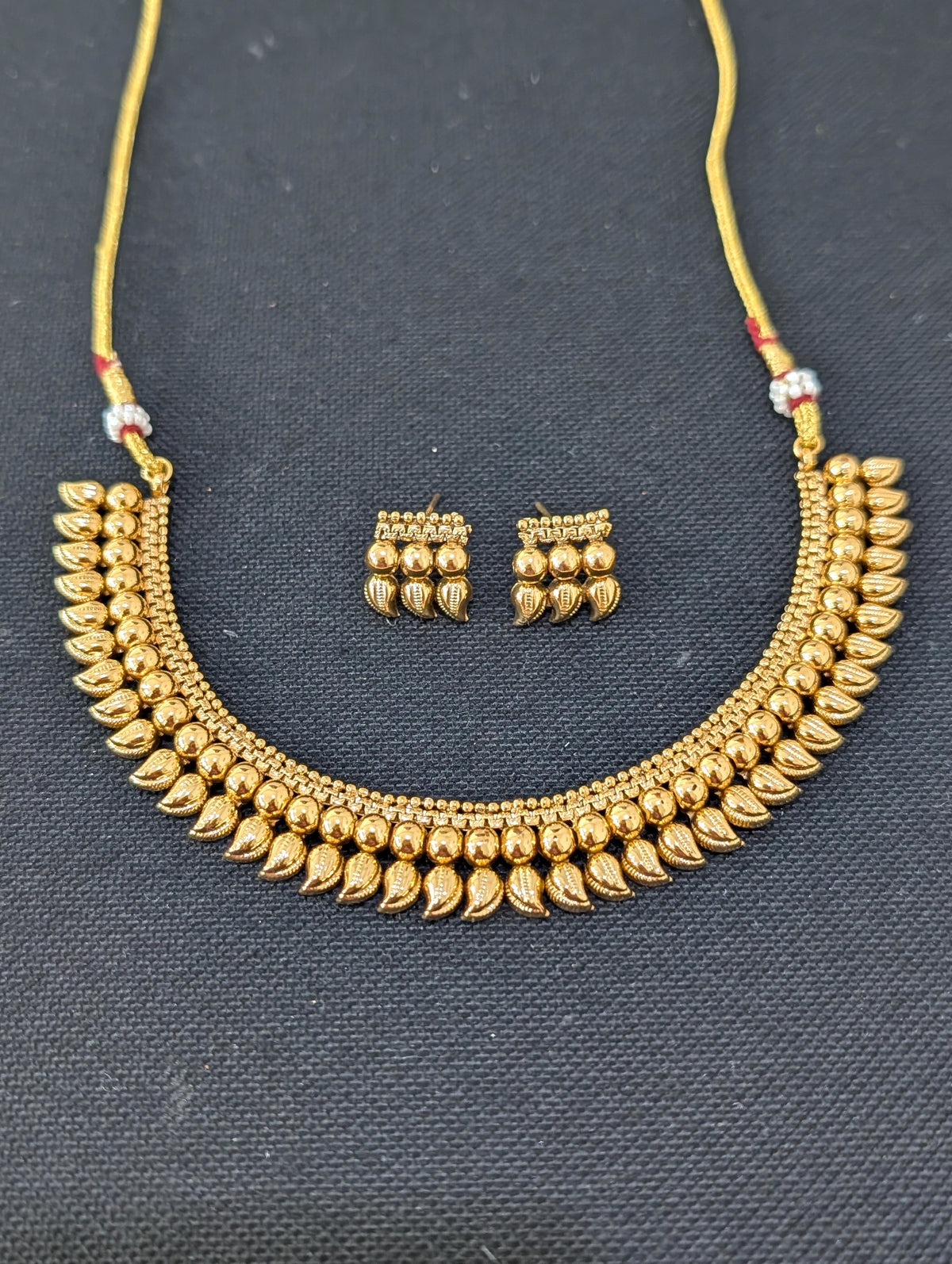 Gold plated Mango design Choker Stud set