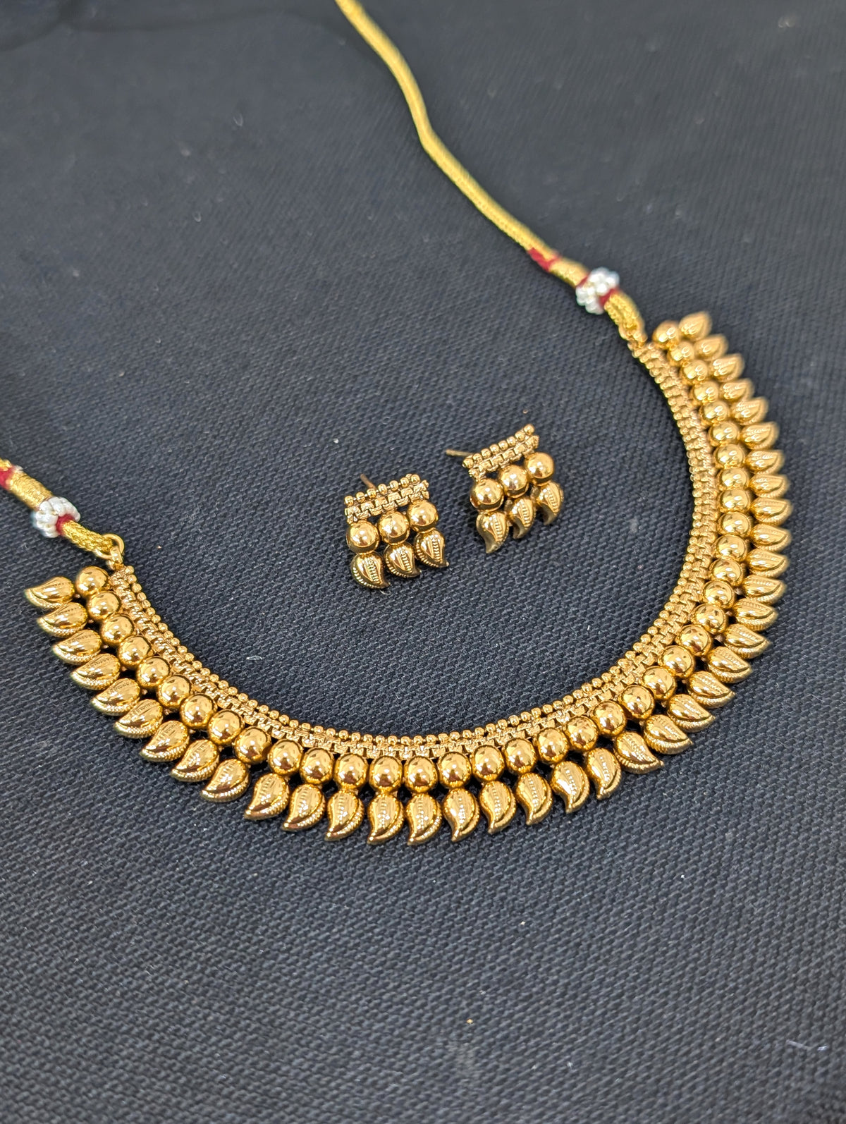 Gold plated Mango design Choker Stud set