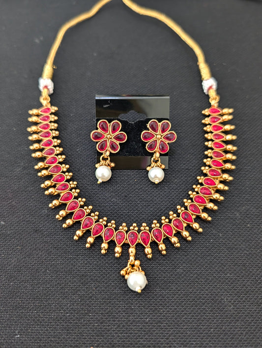 Teardrop Kemp Choker Stud set