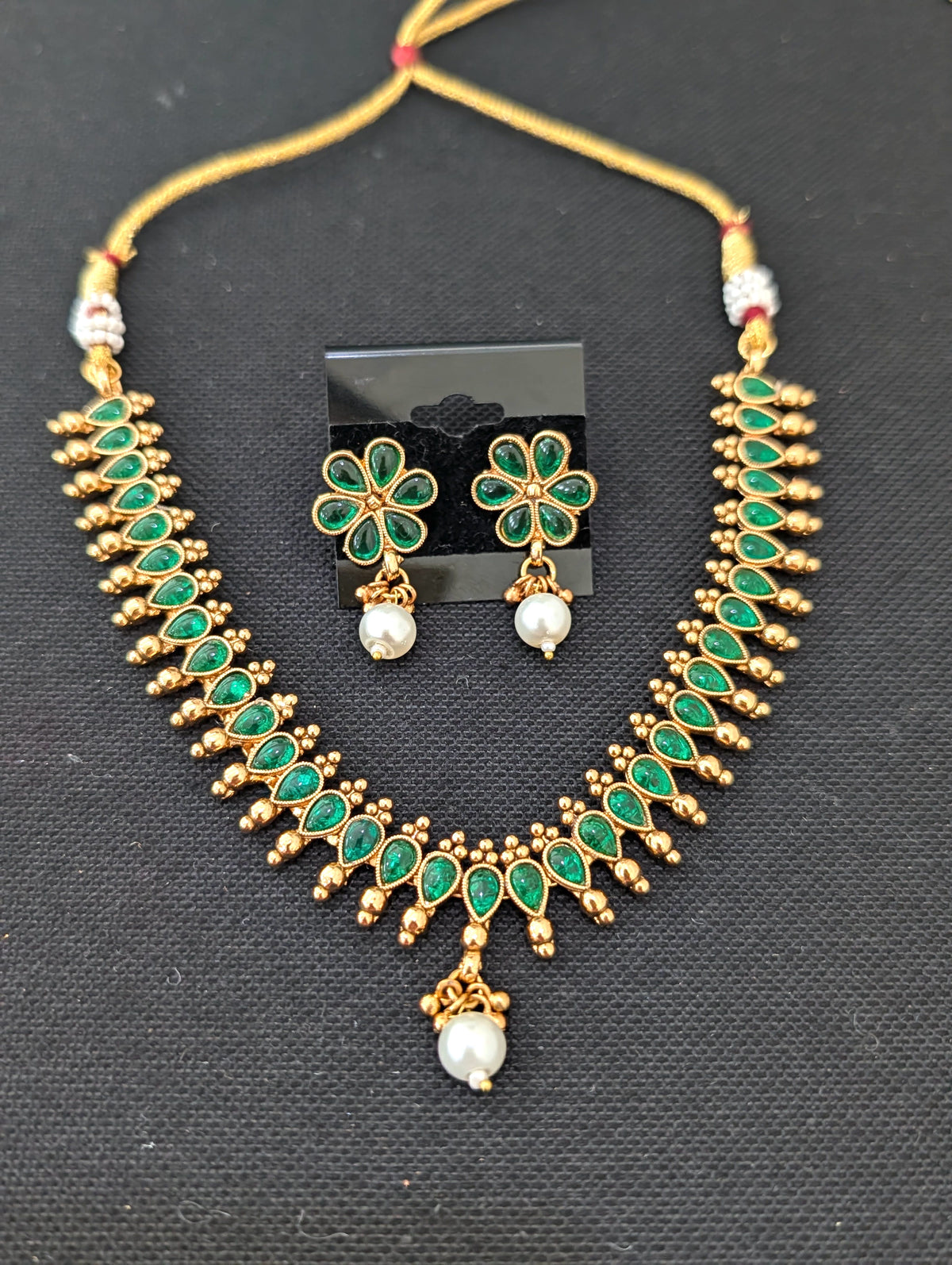 Teardrop Kemp Choker Stud set